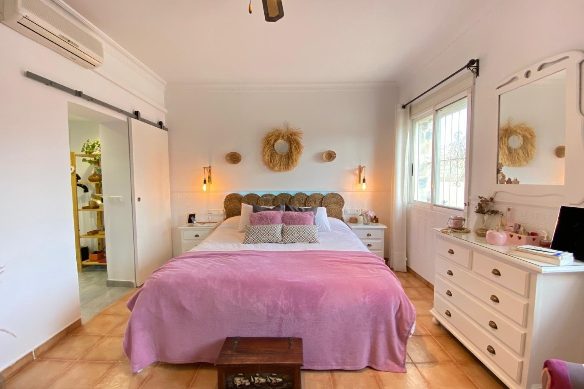 Herverkoop - Finca Landelijk pand -
Alicante