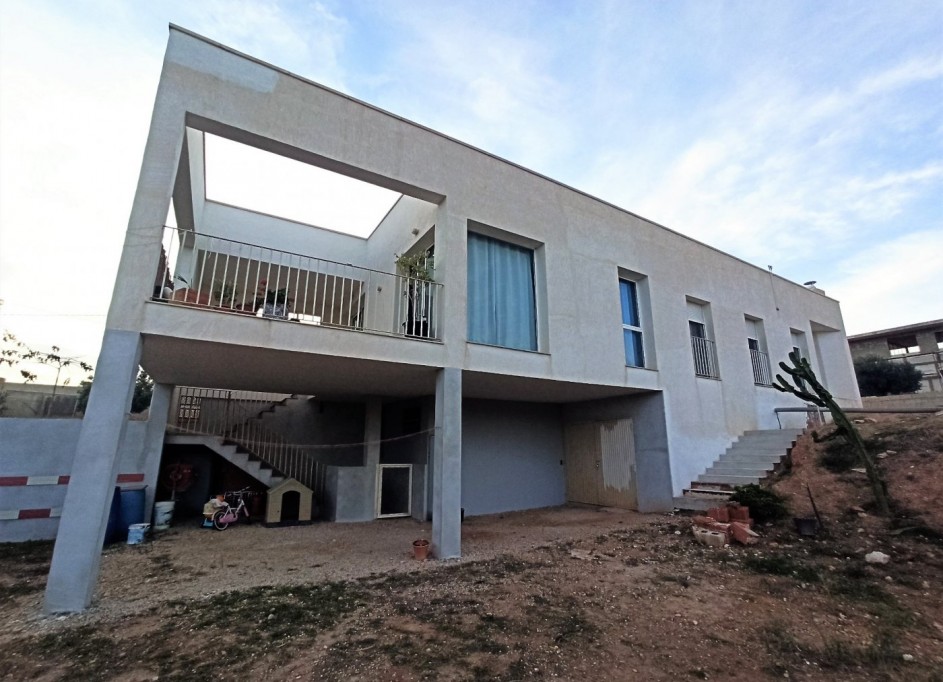 Herverkoop - Finca Landelijk pand -
Alicante