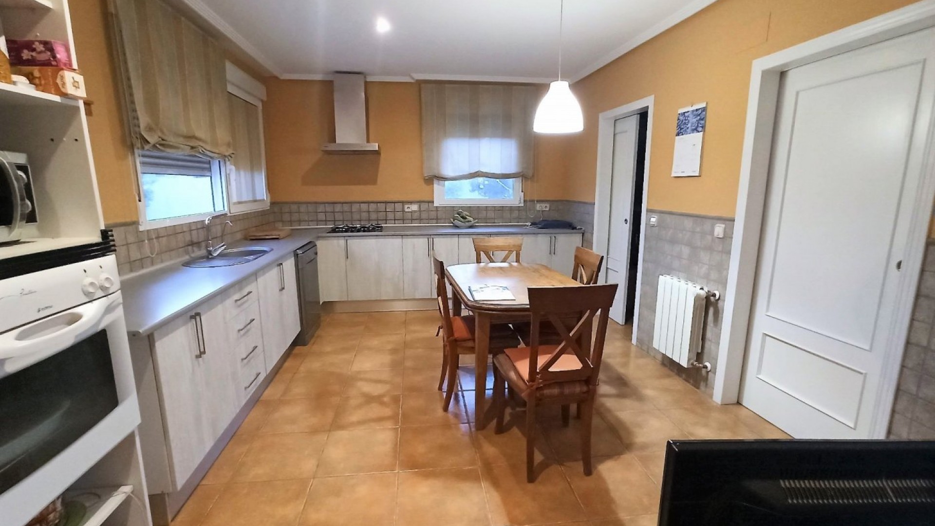 Herverkoop - Finca Landelijk pand -
Alicante