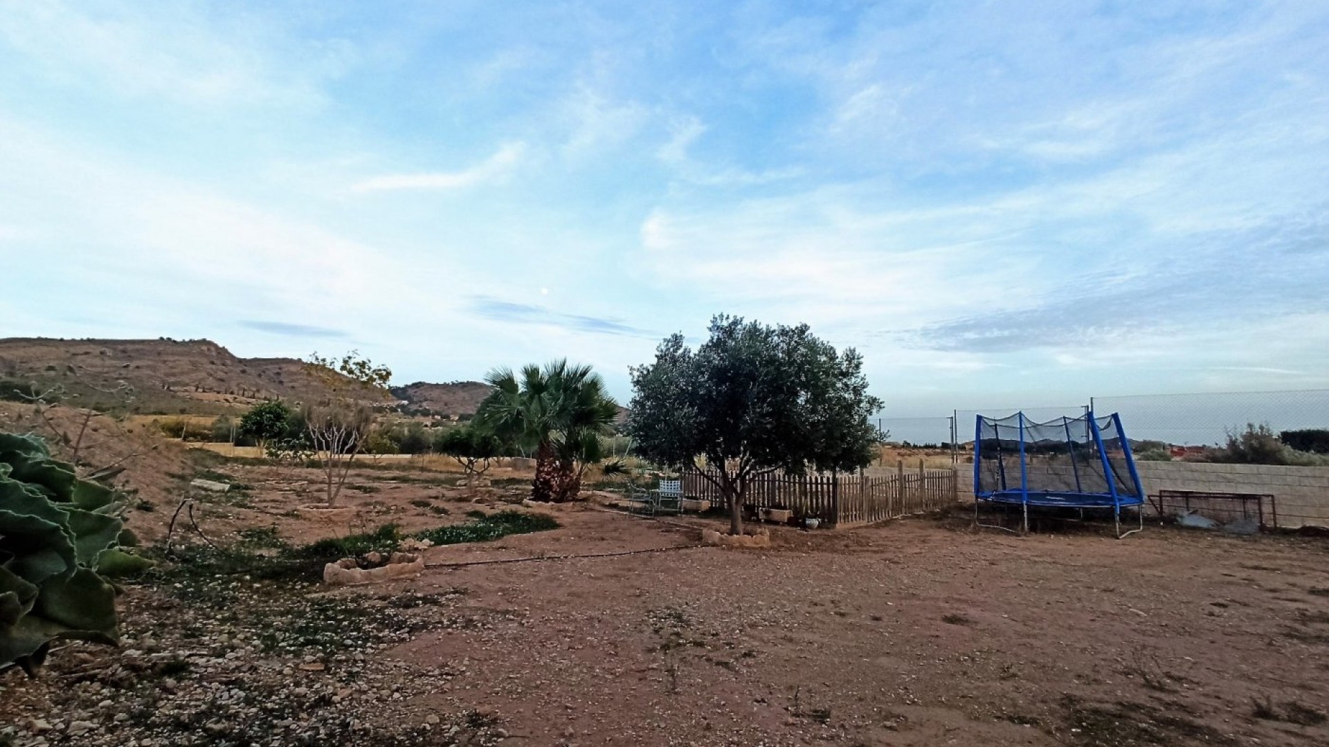 Herverkoop - Finca Landelijk pand -
Alicante