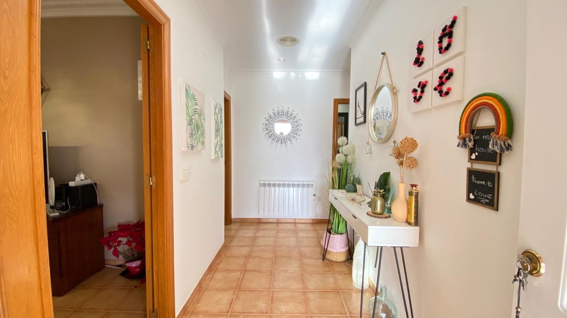 Herverkoop - Finca Landelijk pand -
Alicante