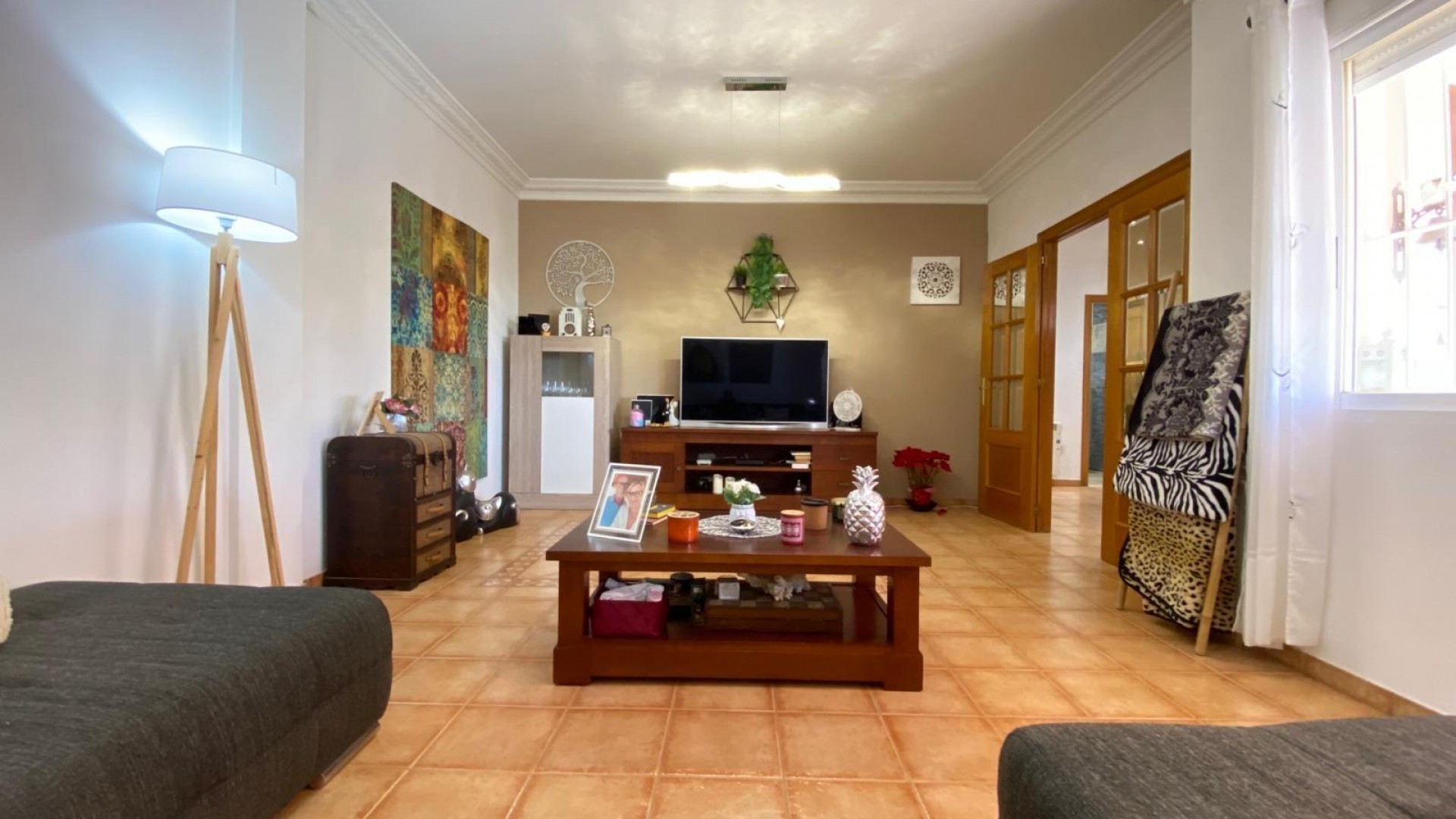 Herverkoop - Finca Landelijk pand -
Alicante