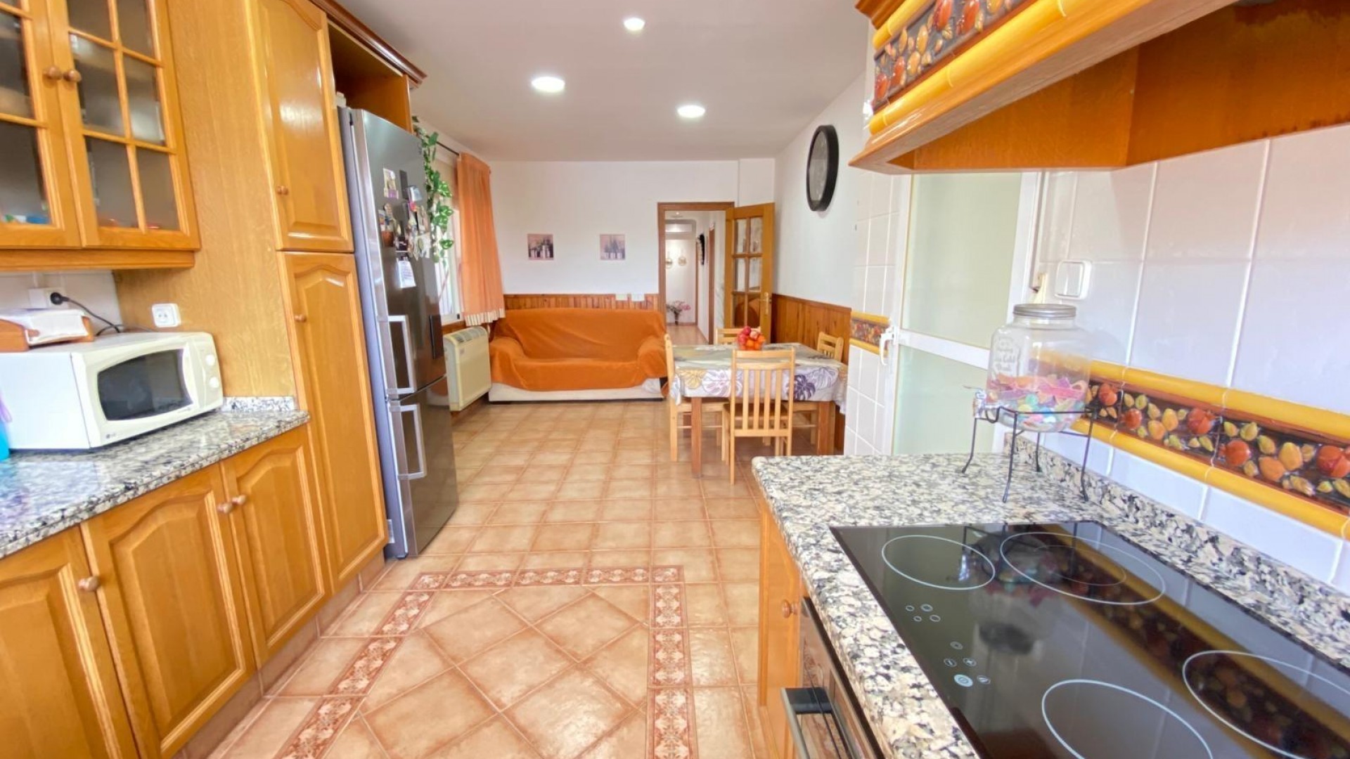 Herverkoop - Finca Landelijk pand -
Alicante