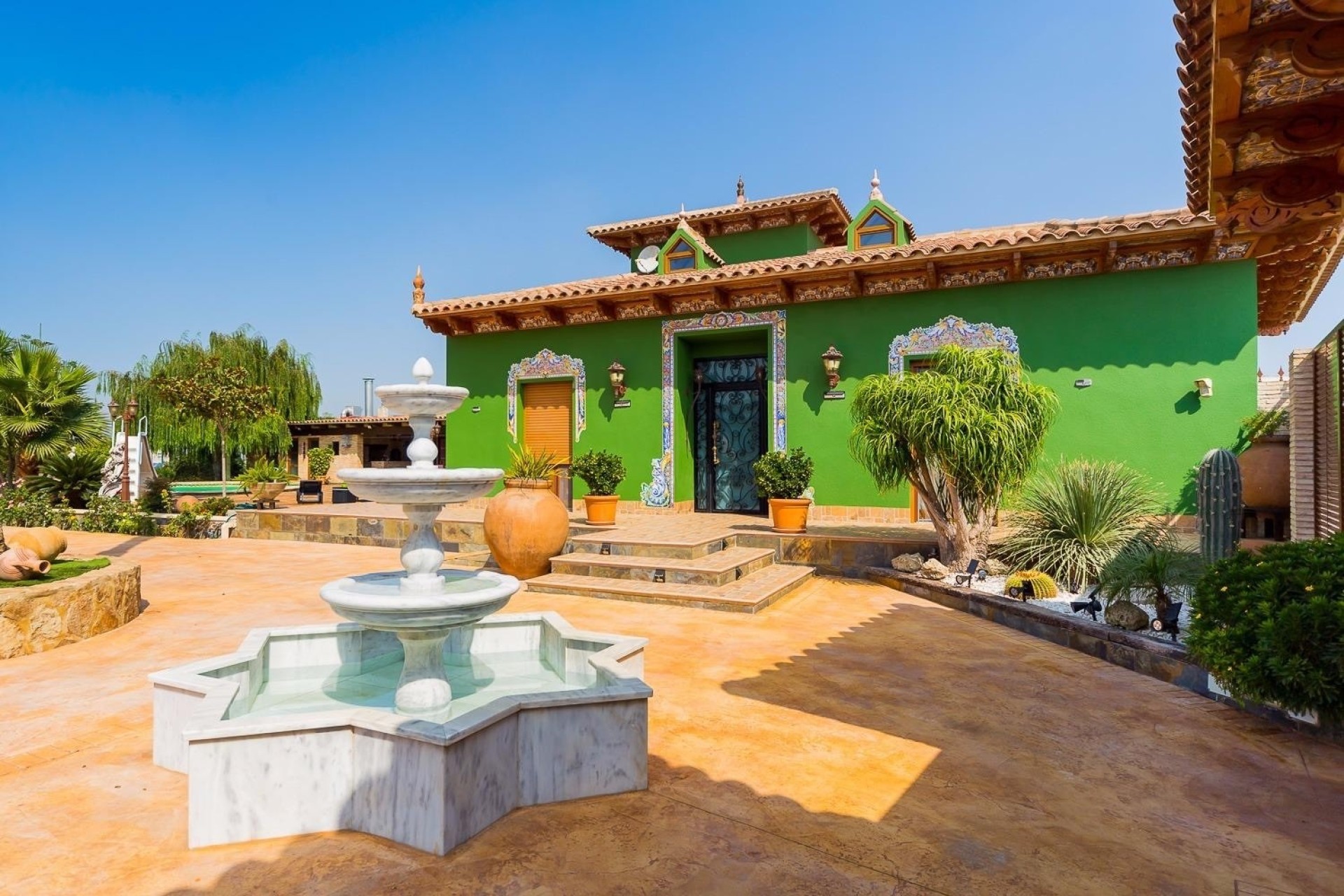 Herverkoop - Finca Landelijk pand -
Almoradí