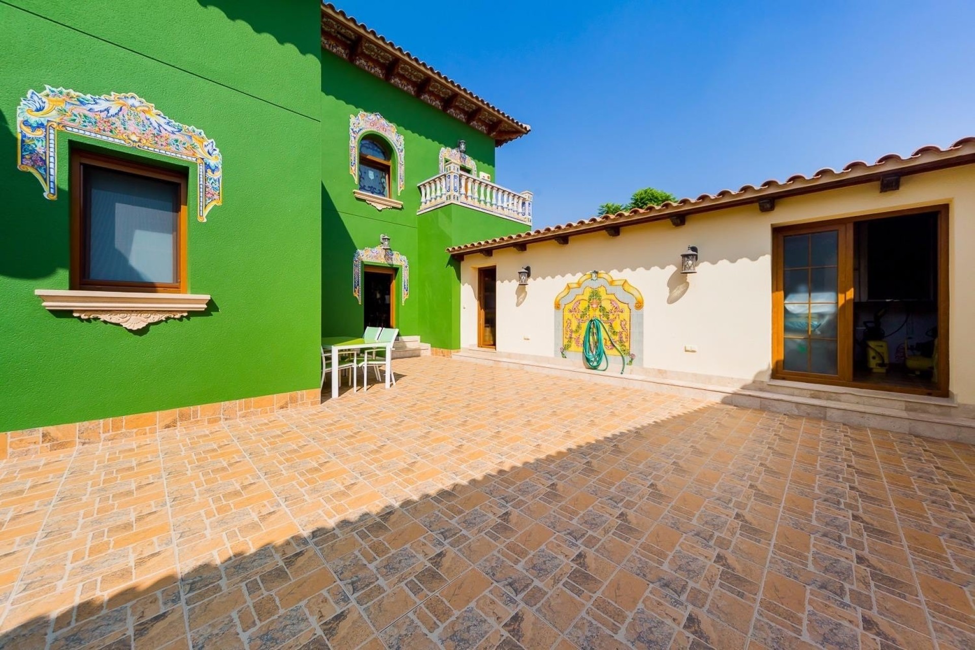 Herverkoop - Finca Landelijk pand -
Almoradí