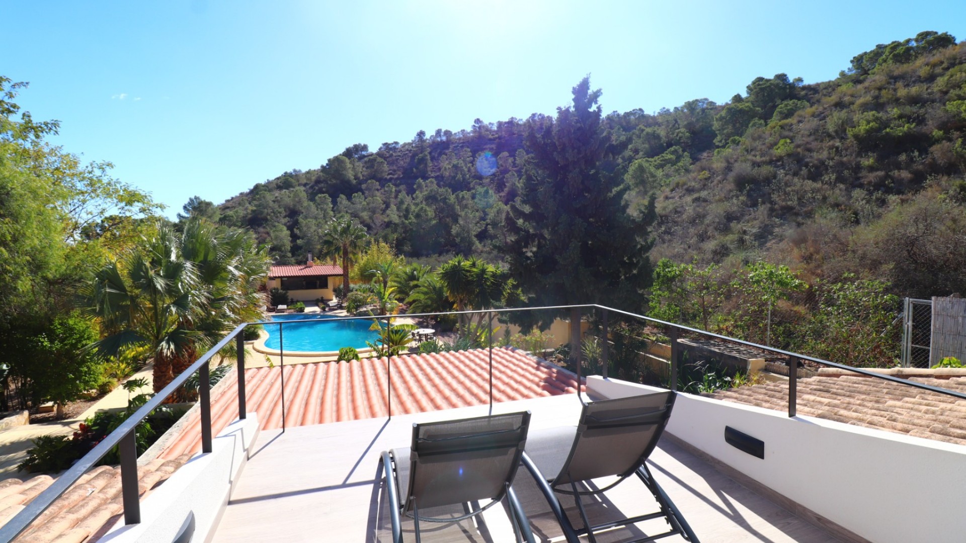 Herverkoop - Finca Landelijk pand -
Aspe - Aspe - Country