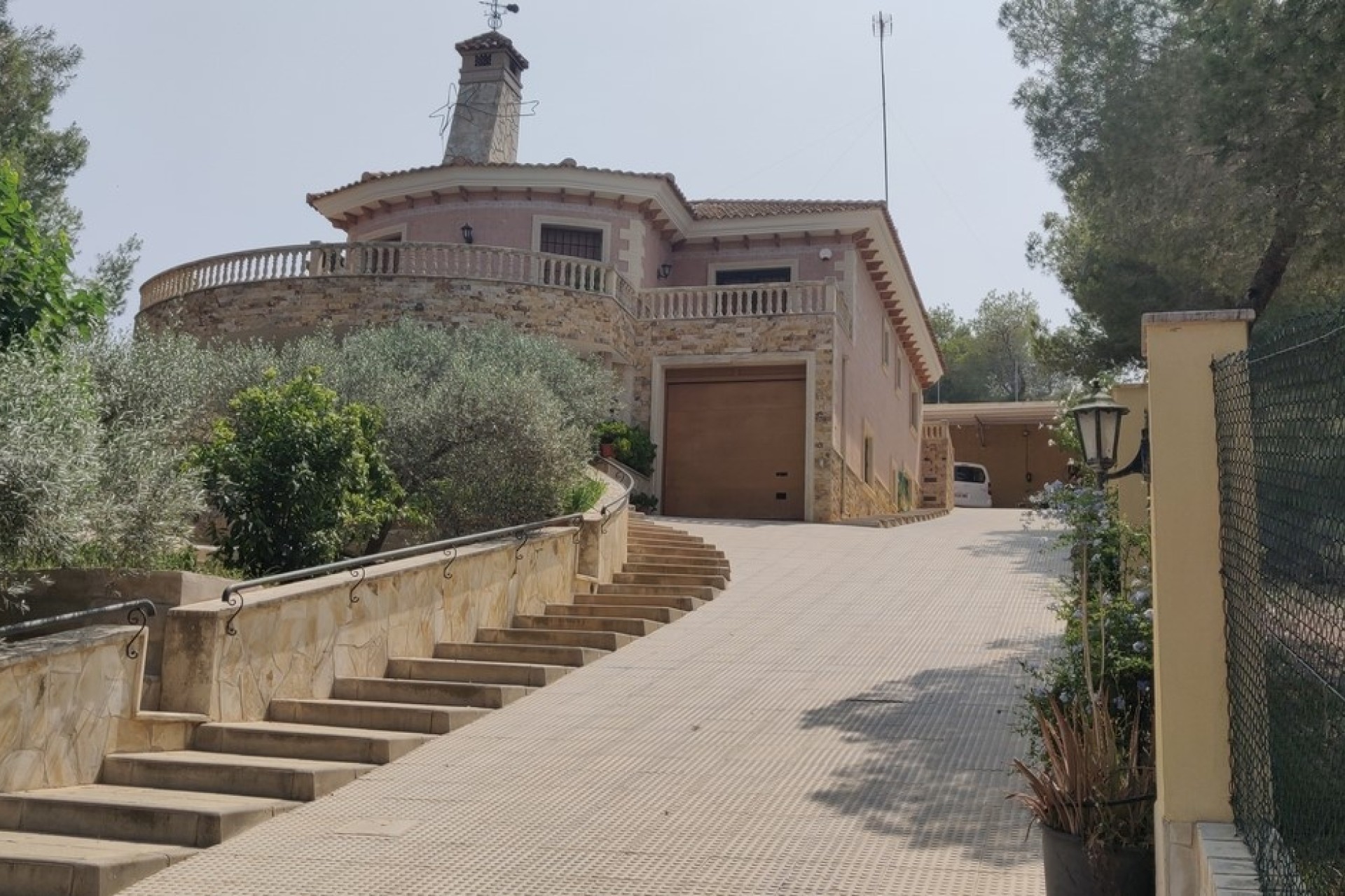 Herverkoop - Finca Landelijk pand -
CAÃADA DE SAN PEDRO