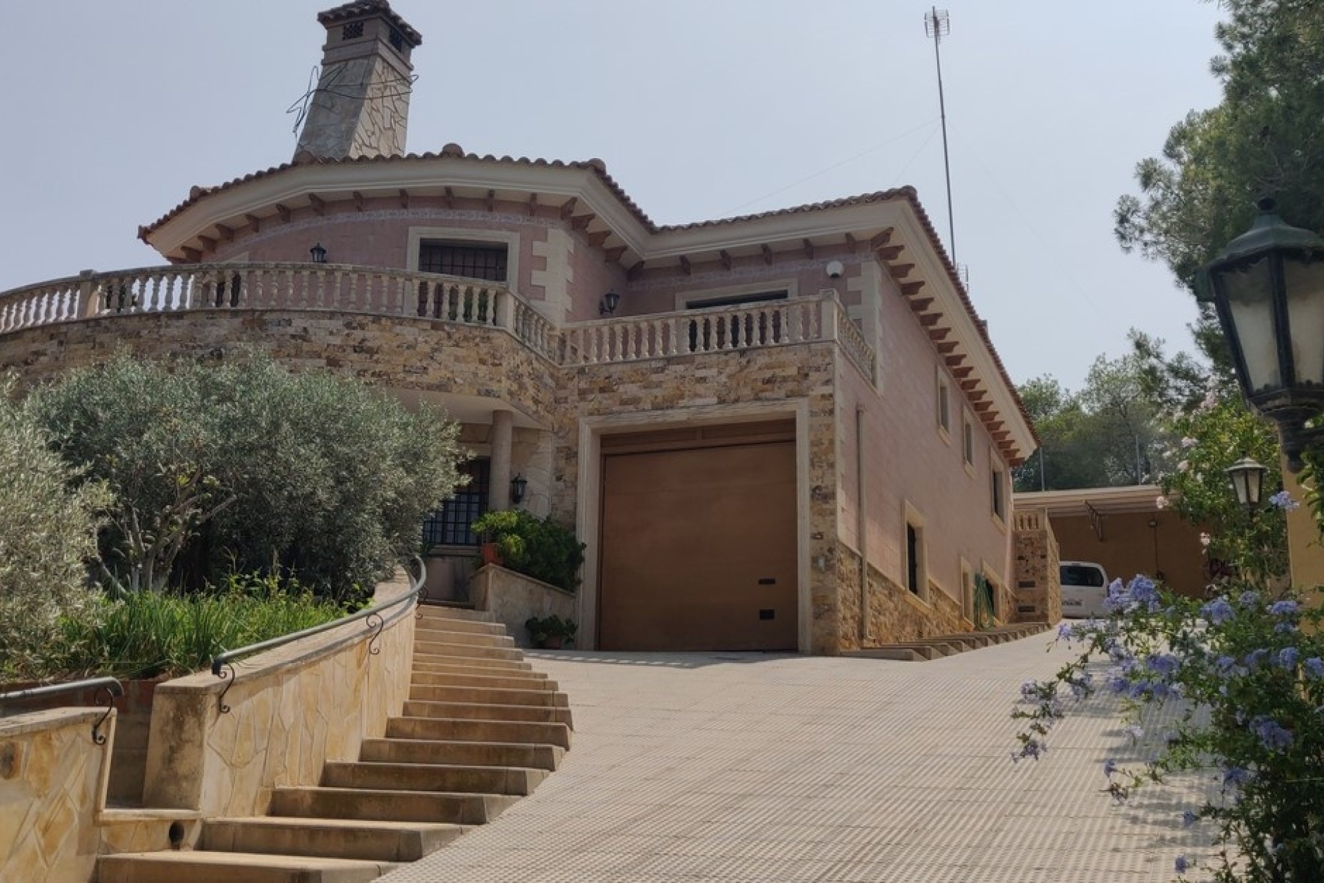 Herverkoop - Finca Landelijk pand -
CAÃADA DE SAN PEDRO