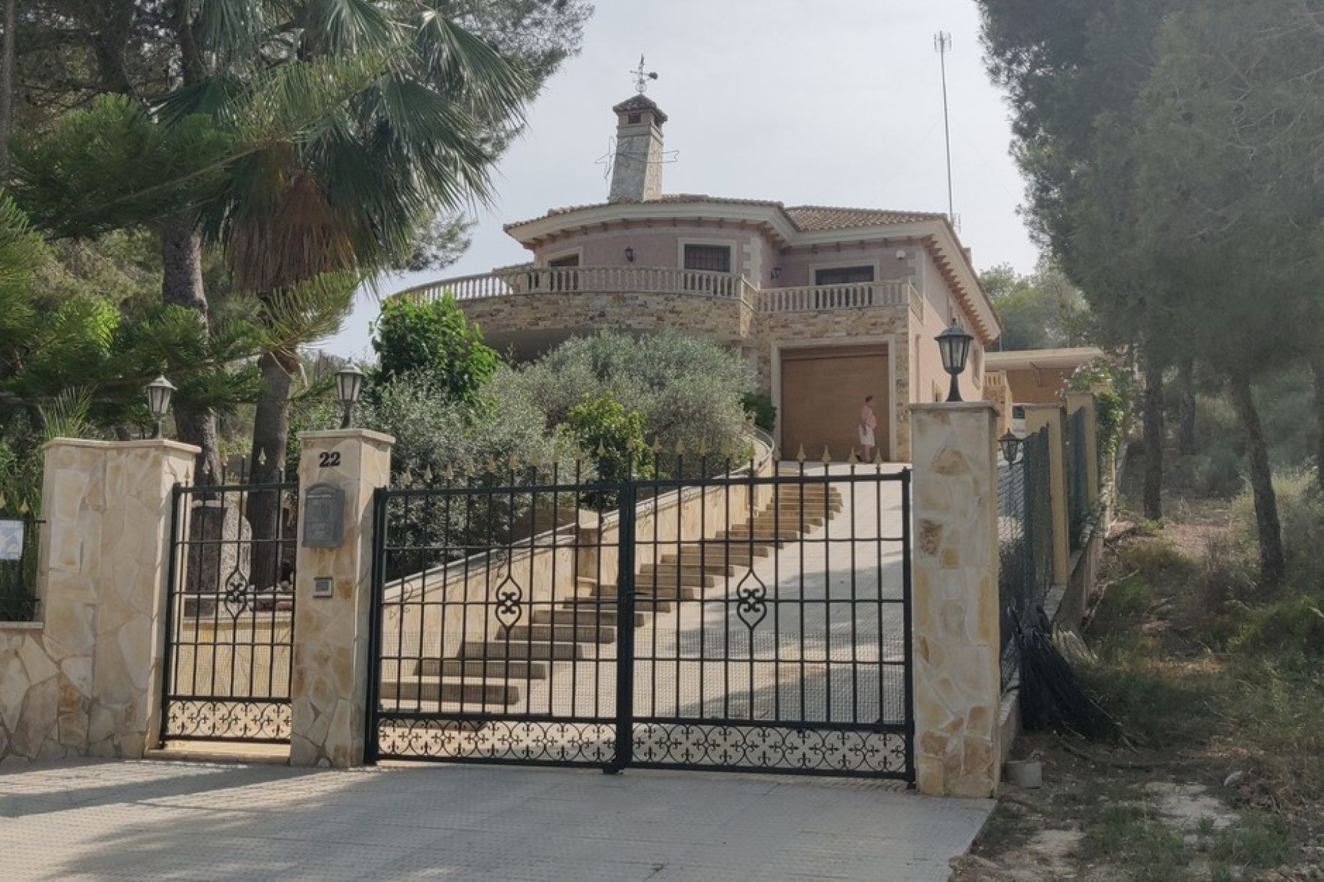 Herverkoop - Finca Landelijk pand -
CAÃADA DE SAN PEDRO