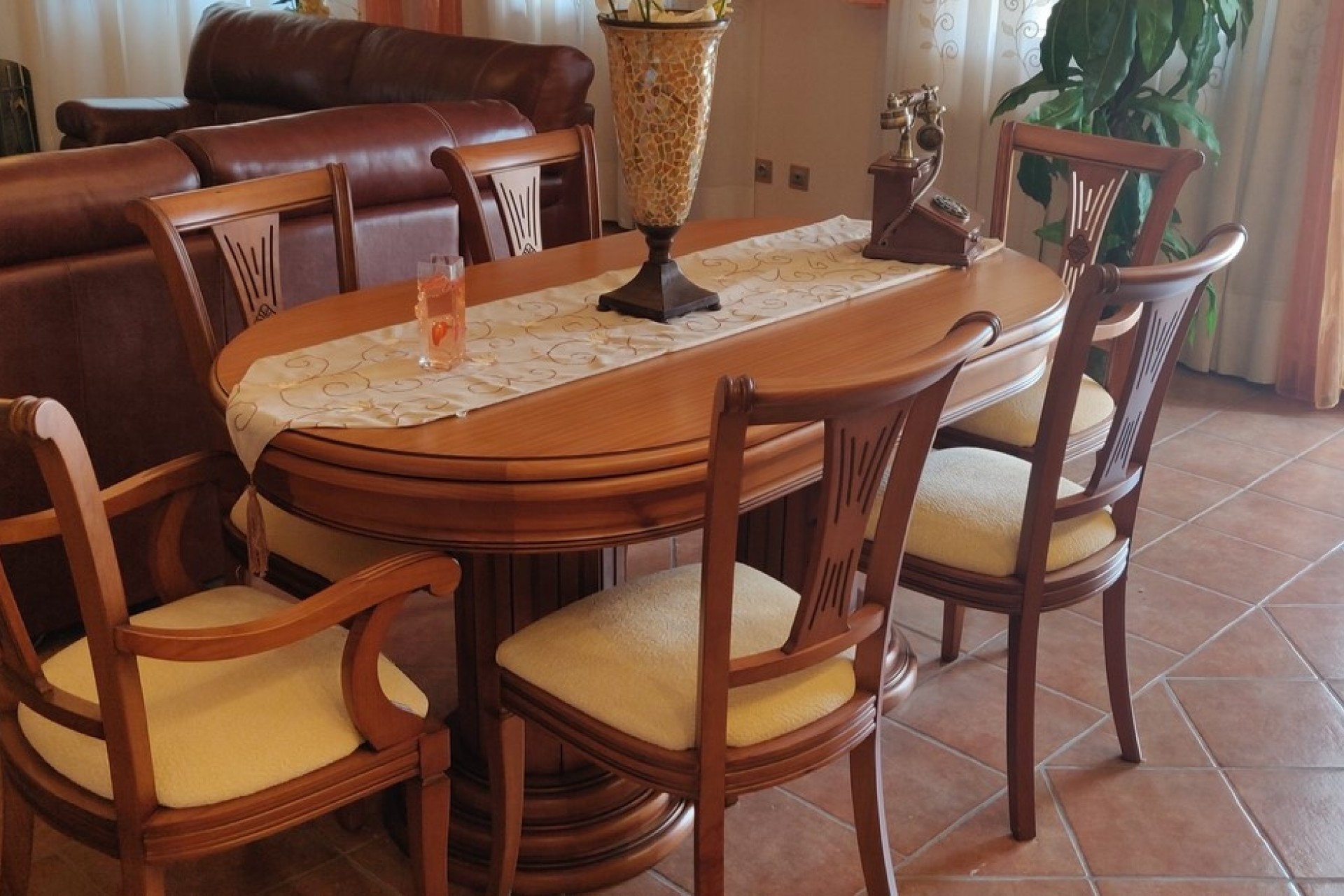 Herverkoop - Finca Landelijk pand -
CAÃADA DE SAN PEDRO