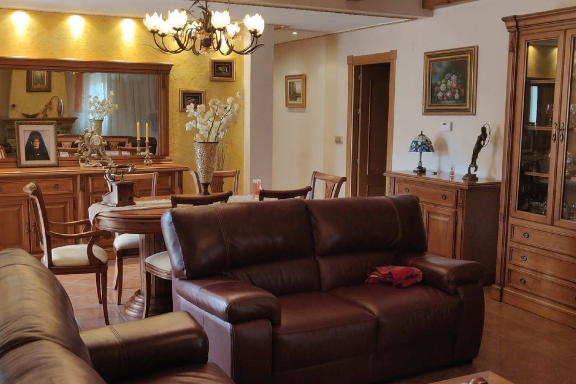 Herverkoop - Finca Landelijk pand -
CAÃADA DE SAN PEDRO