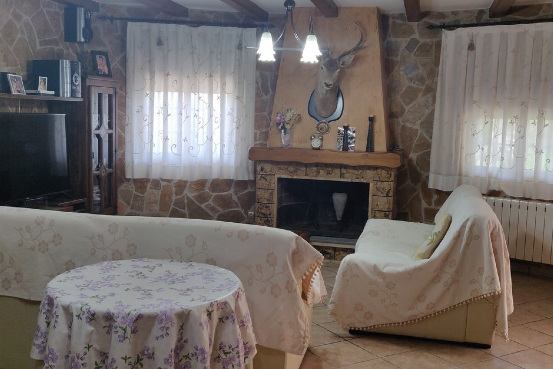 Herverkoop - Finca Landelijk pand -
CAÃADA DE SAN PEDRO