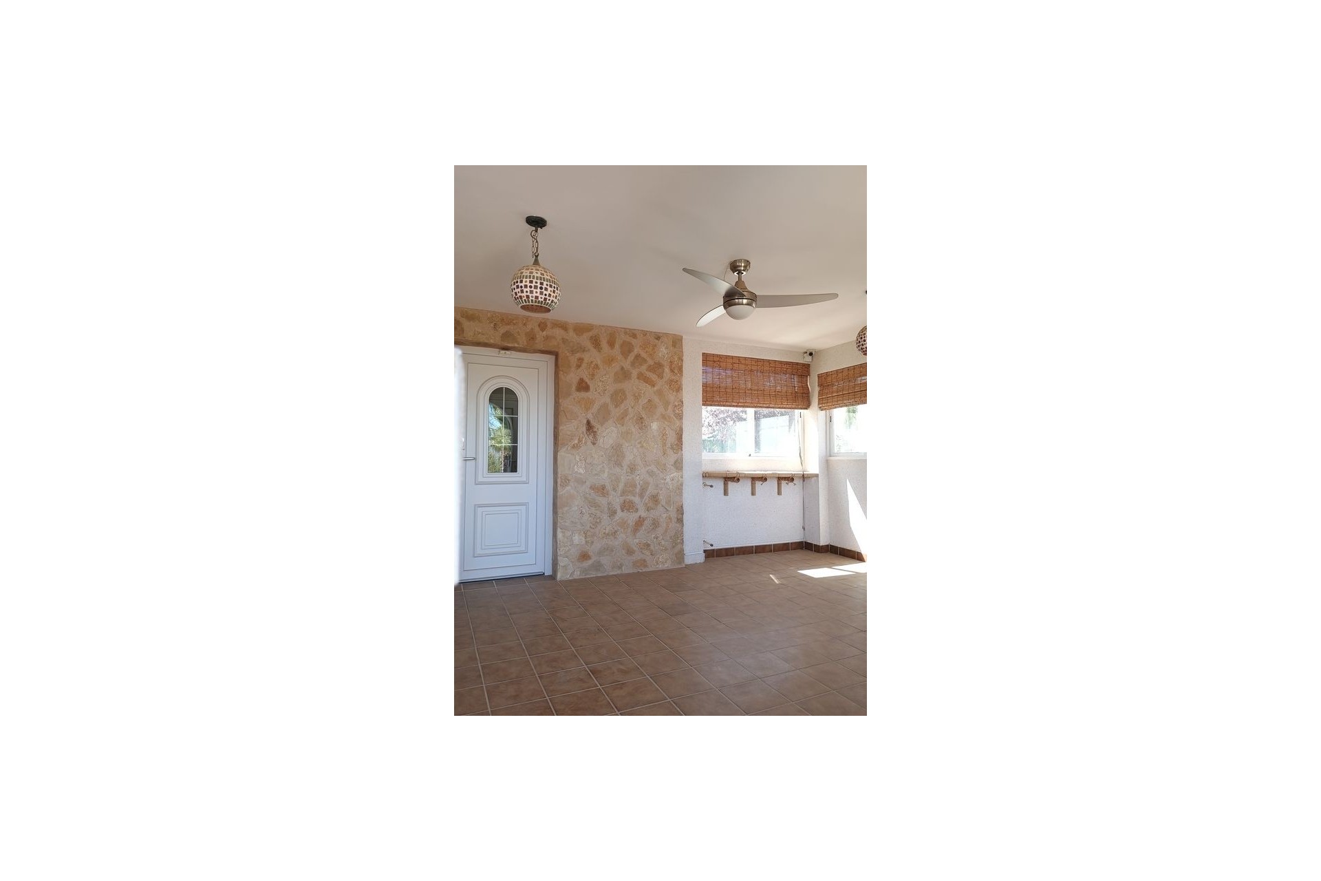 Herverkoop - Finca Landelijk pand -
Castalla