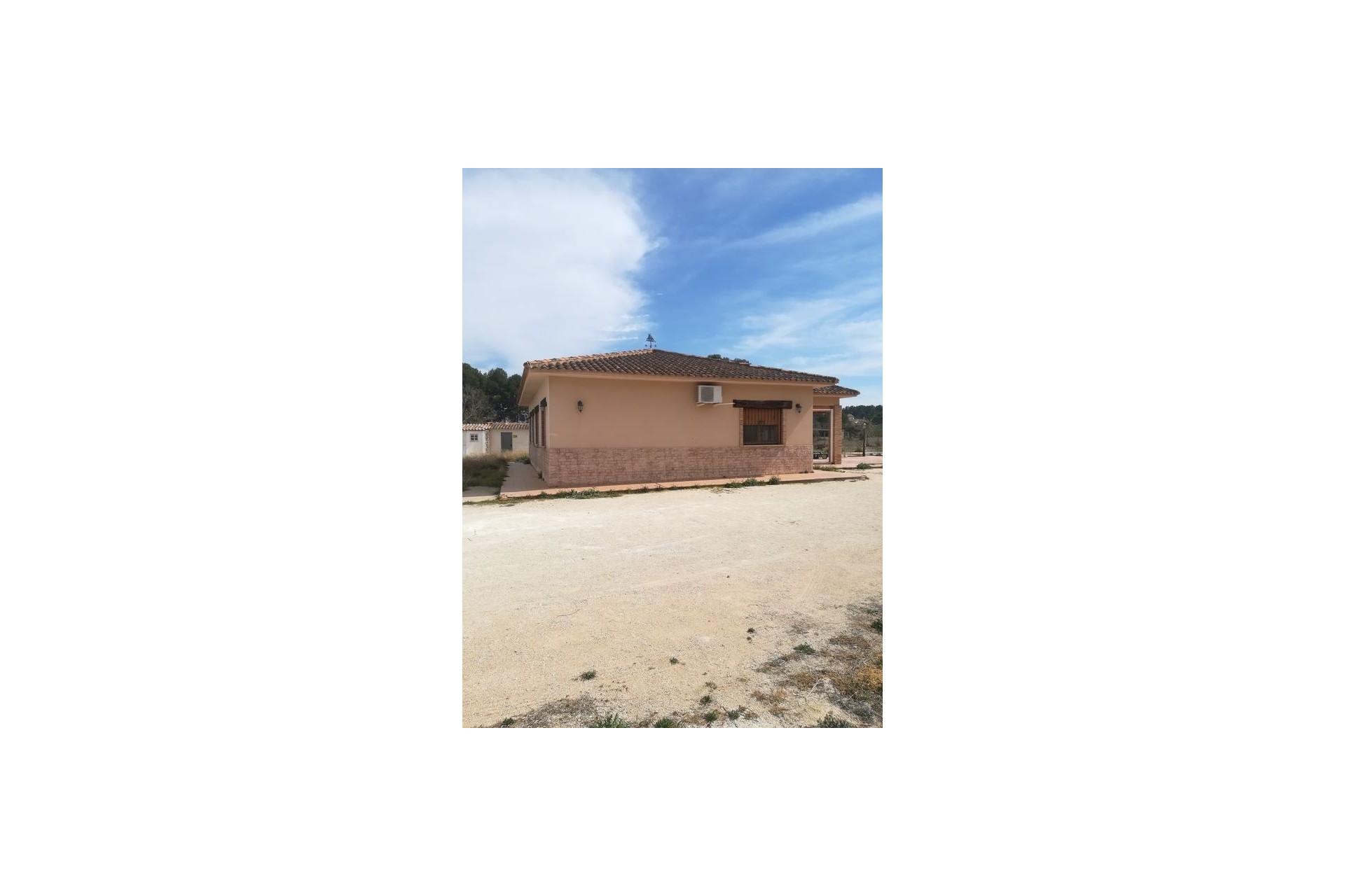 Herverkoop - Finca Landelijk pand -
Castalla