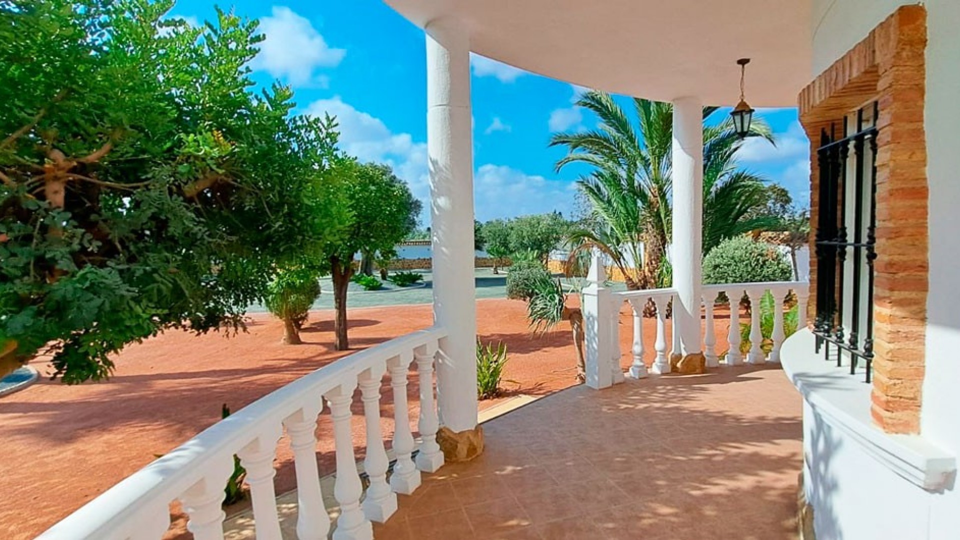 Herverkoop - Finca Landelijk pand -
Catral - Catral - Country