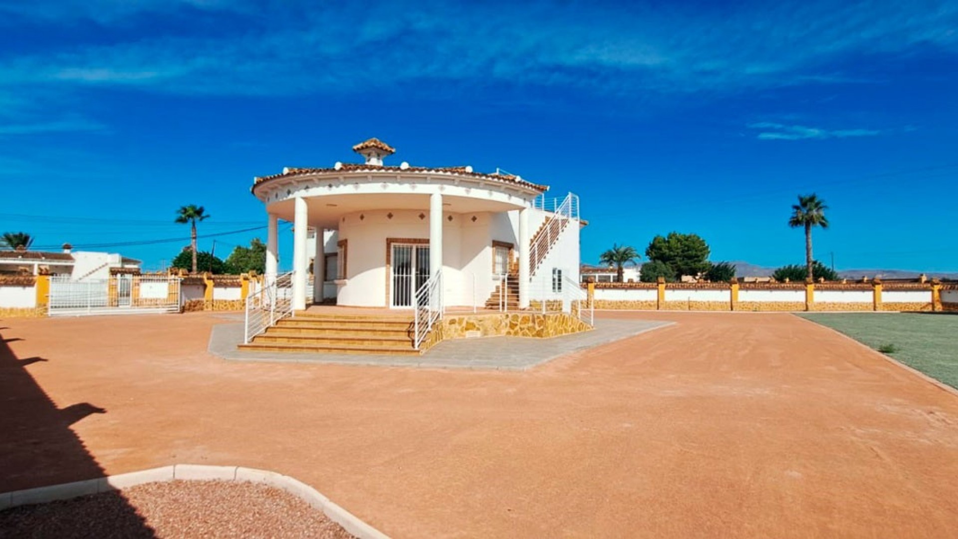 Herverkoop - Finca Landelijk pand -
Catral - Catral - Country