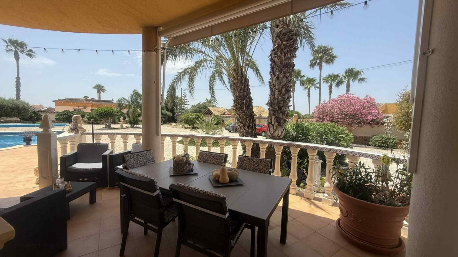 Herverkoop - Finca Landelijk pand -
Catral