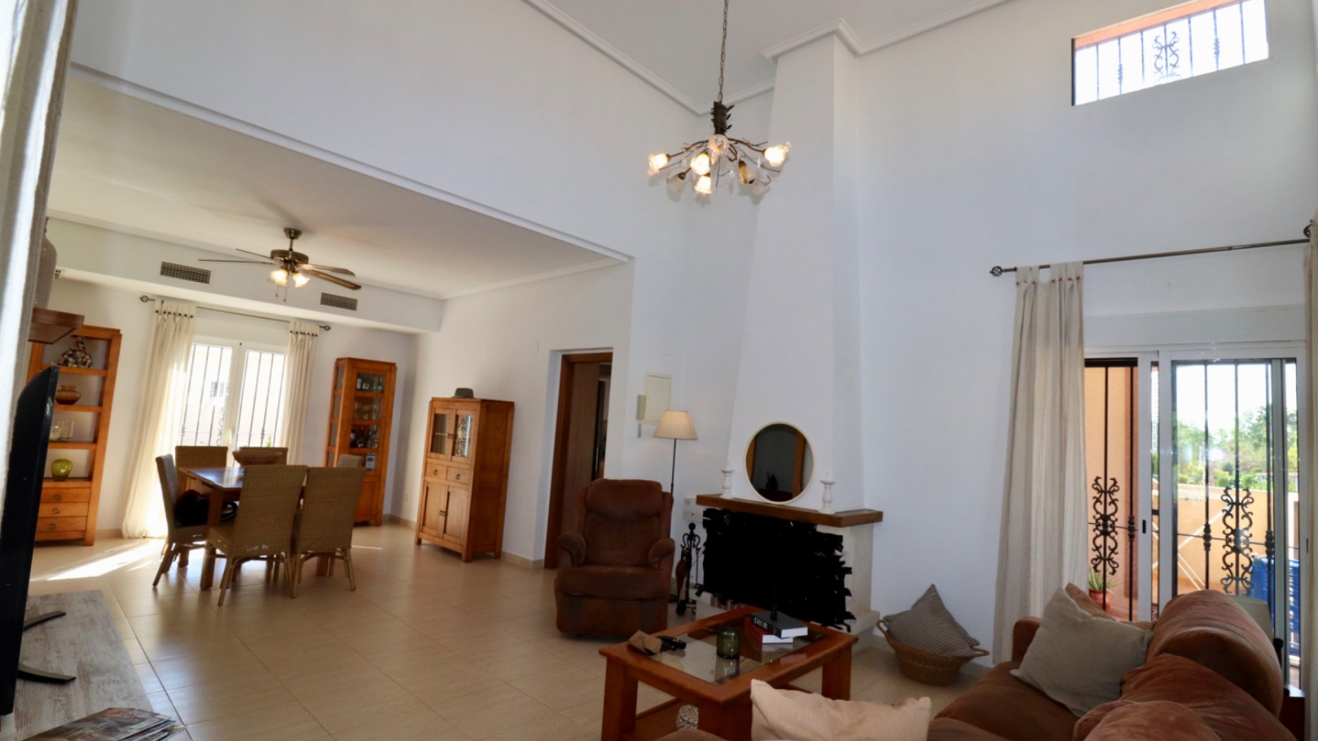 Herverkoop - Finca Landelijk pand -
Catral