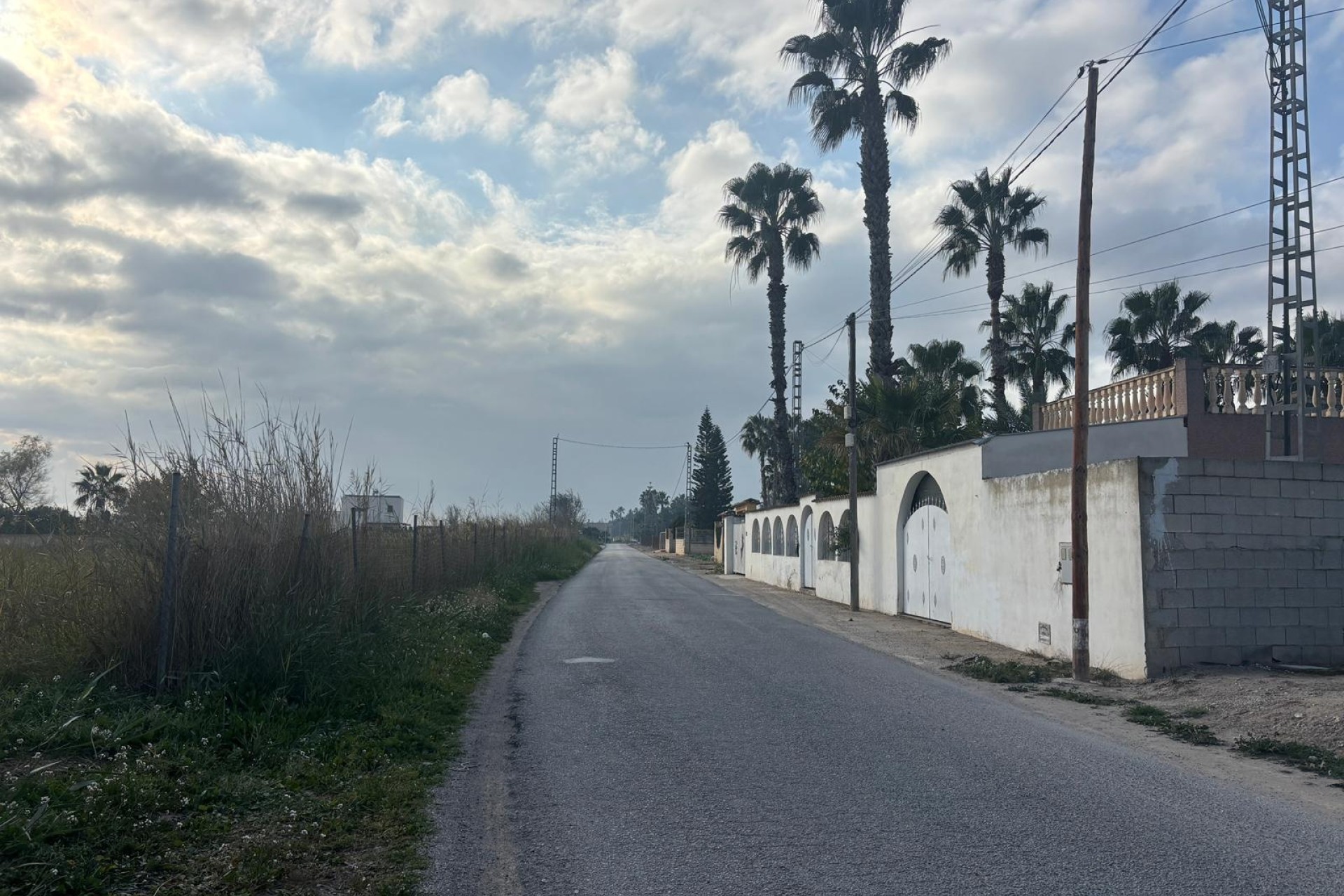 Herverkoop - Finca Landelijk pand -
Catral