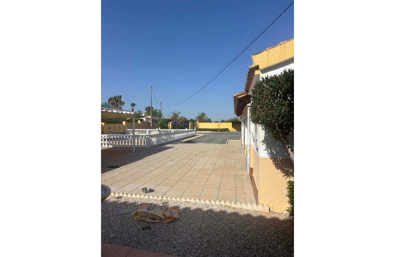 Herverkoop - Finca Landelijk pand -
Catral