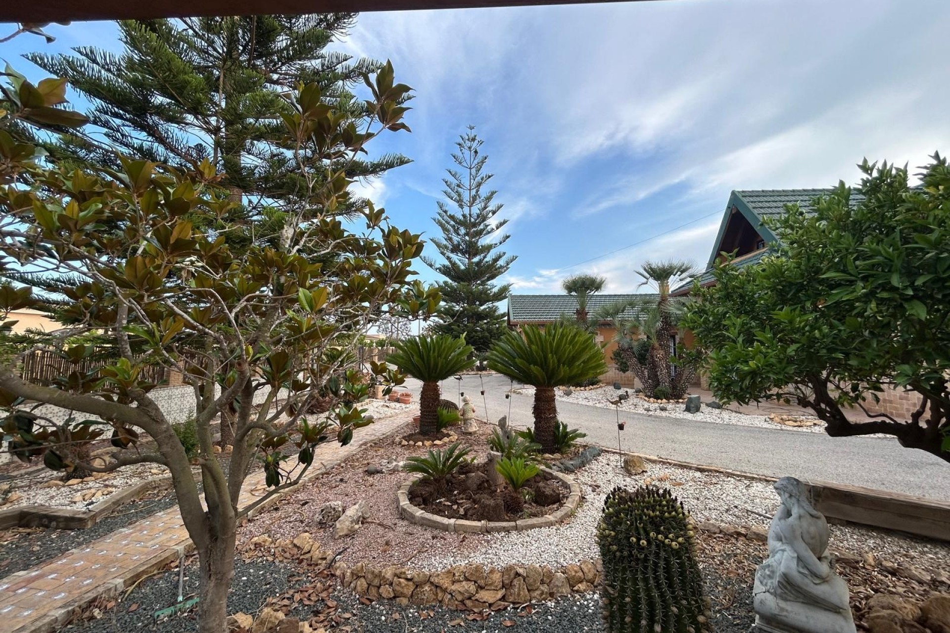 Herverkoop - Finca Landelijk pand -
Catral