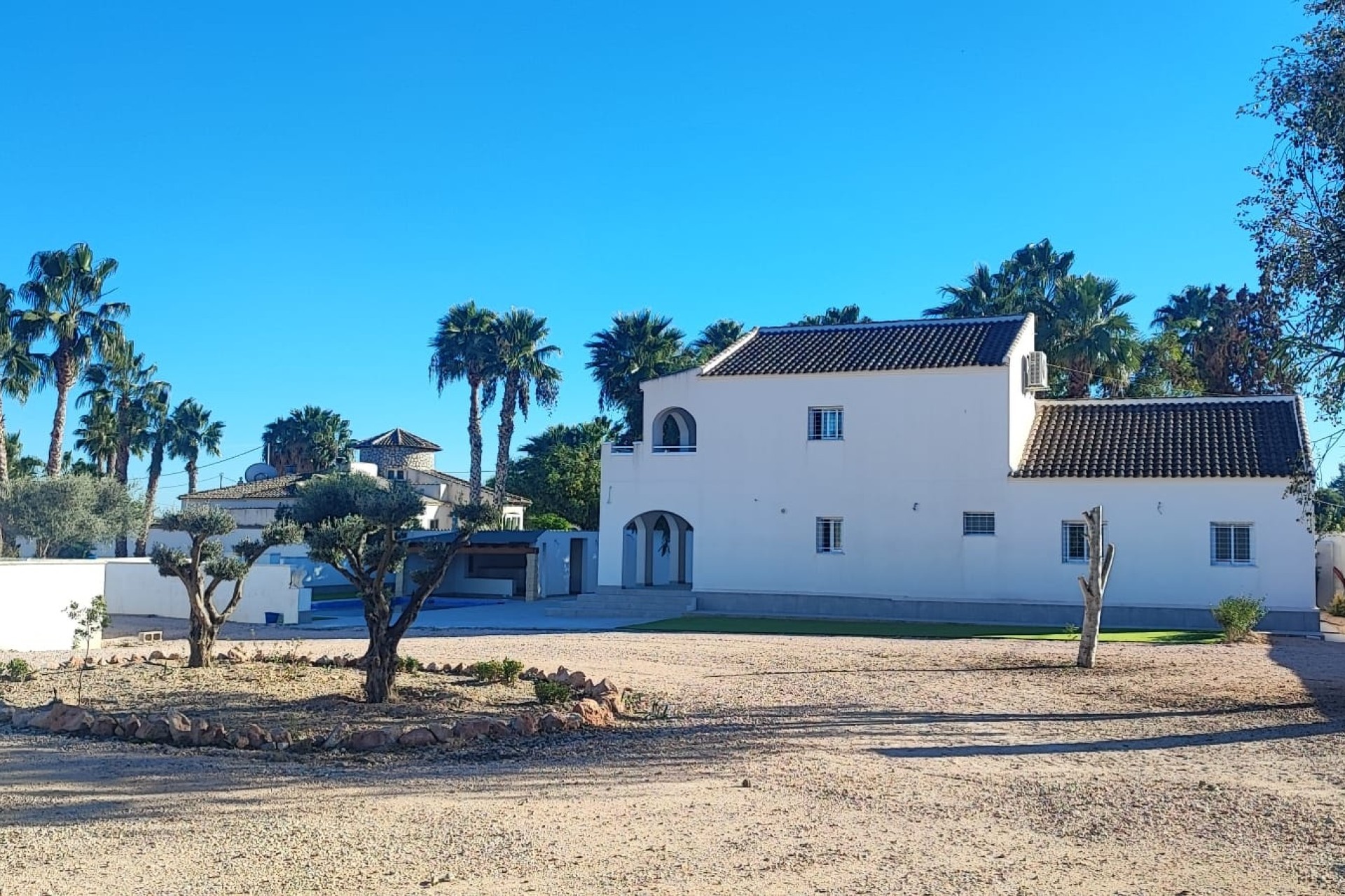 Herverkoop - Finca Landelijk pand -
Catral