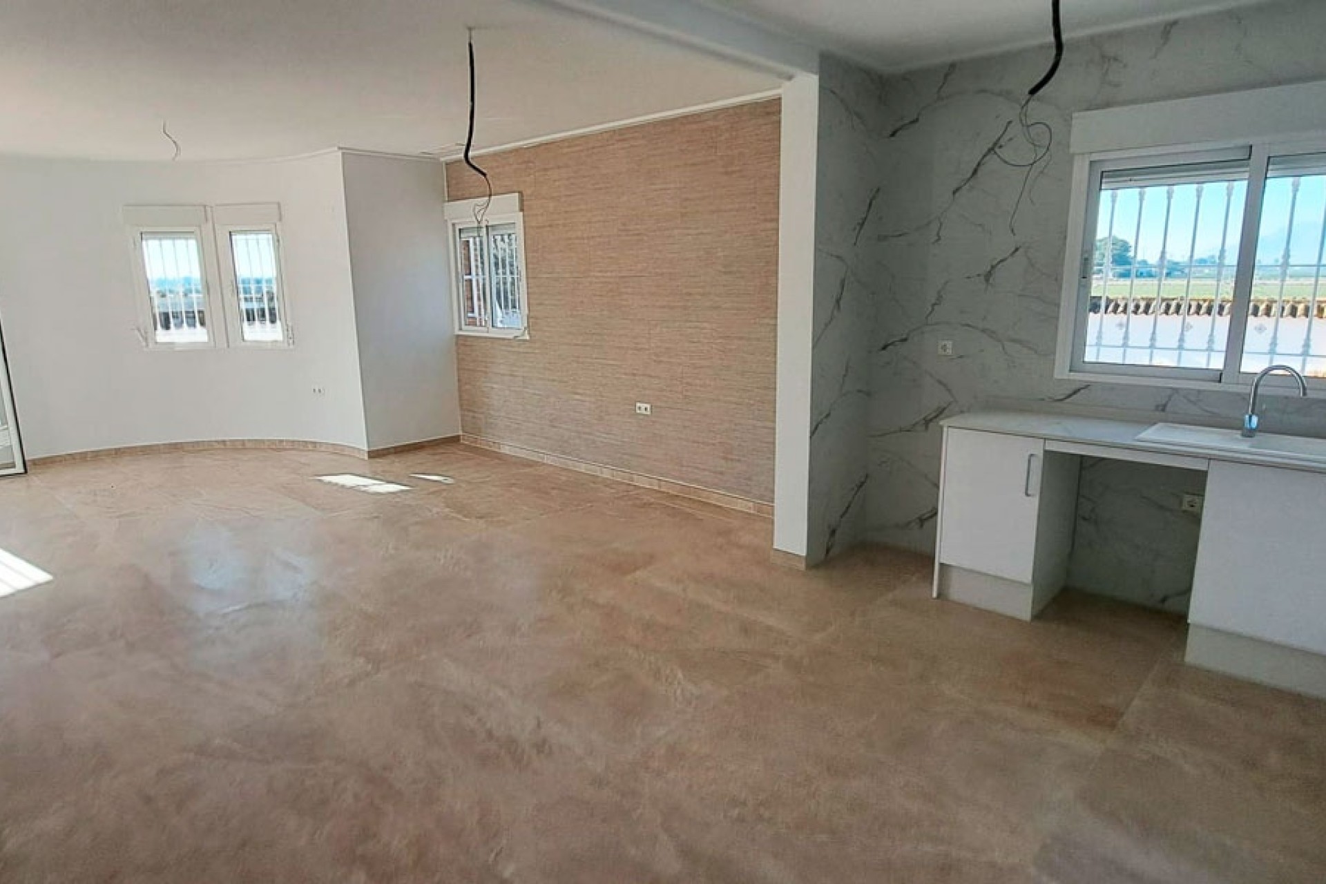 Herverkoop - Finca Landelijk pand -
Catral