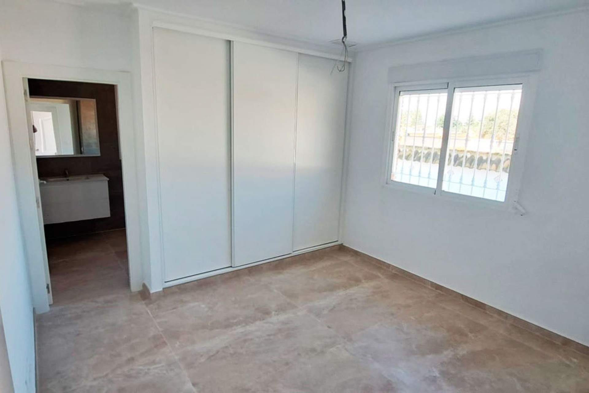 Herverkoop - Finca Landelijk pand -
Catral