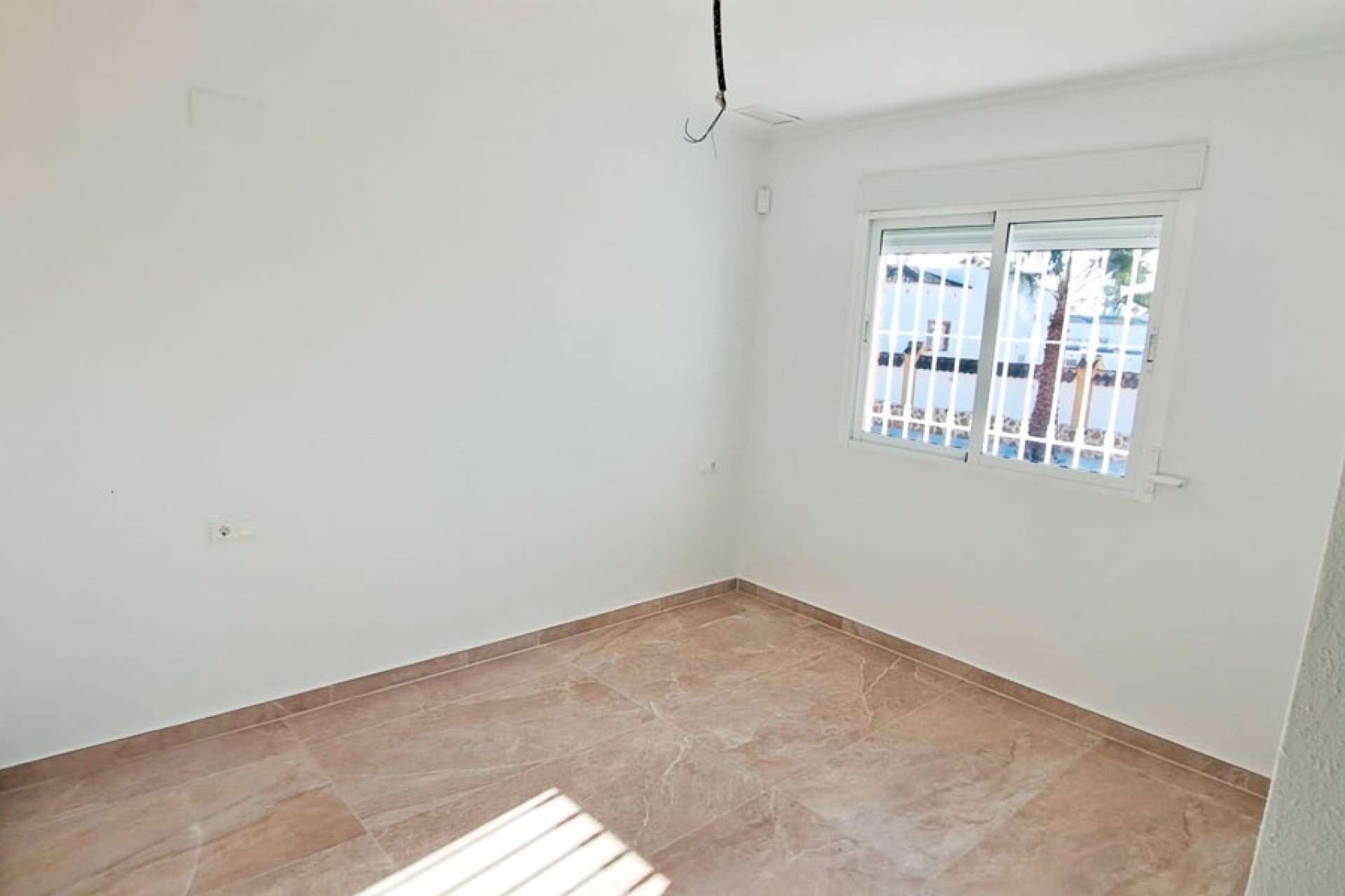 Herverkoop - Finca Landelijk pand -
Catral