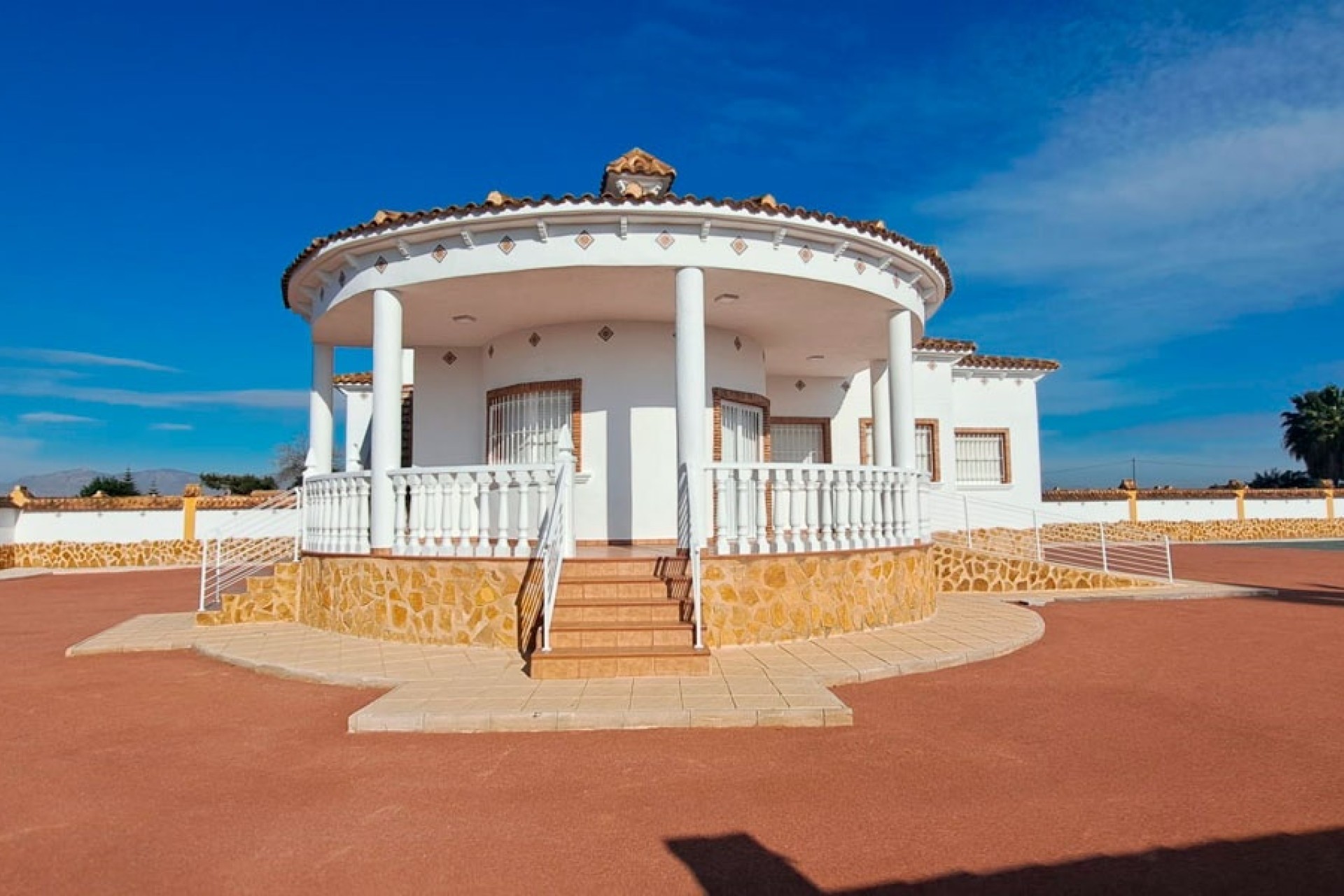 Herverkoop - Finca Landelijk pand -
Catral