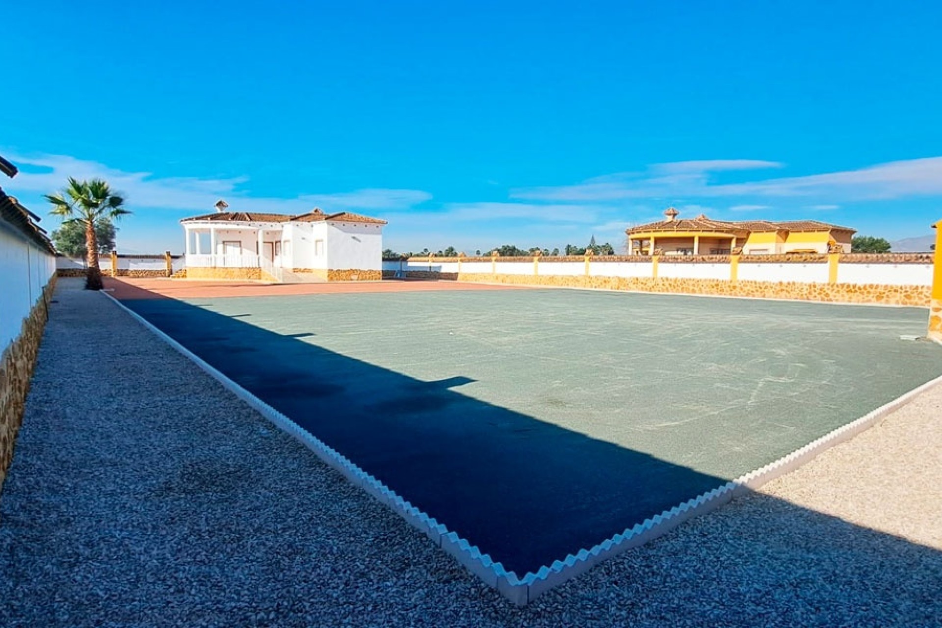 Herverkoop - Finca Landelijk pand -
Catral