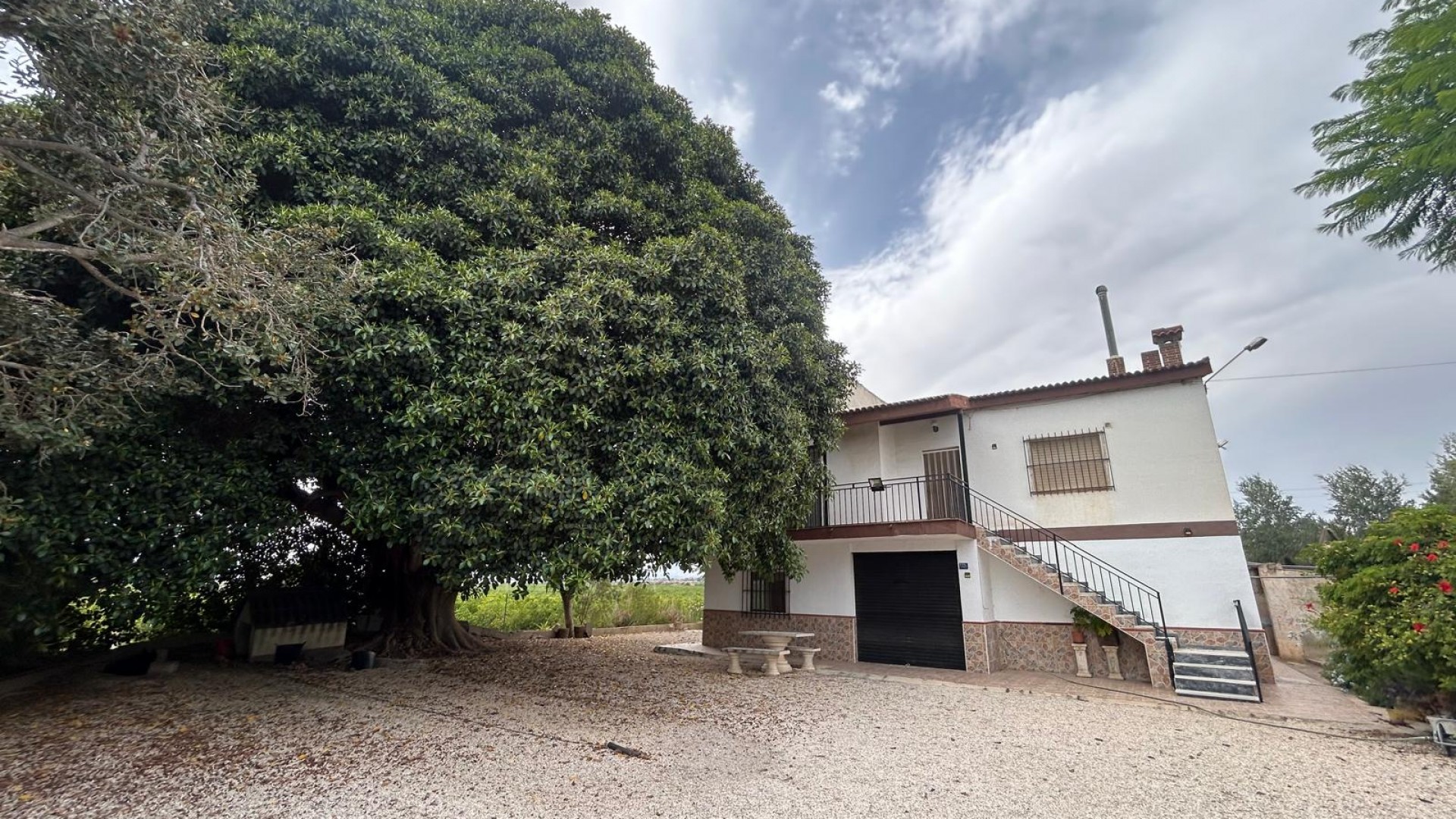 Herverkoop - Finca Landelijk pand -
Crevillente