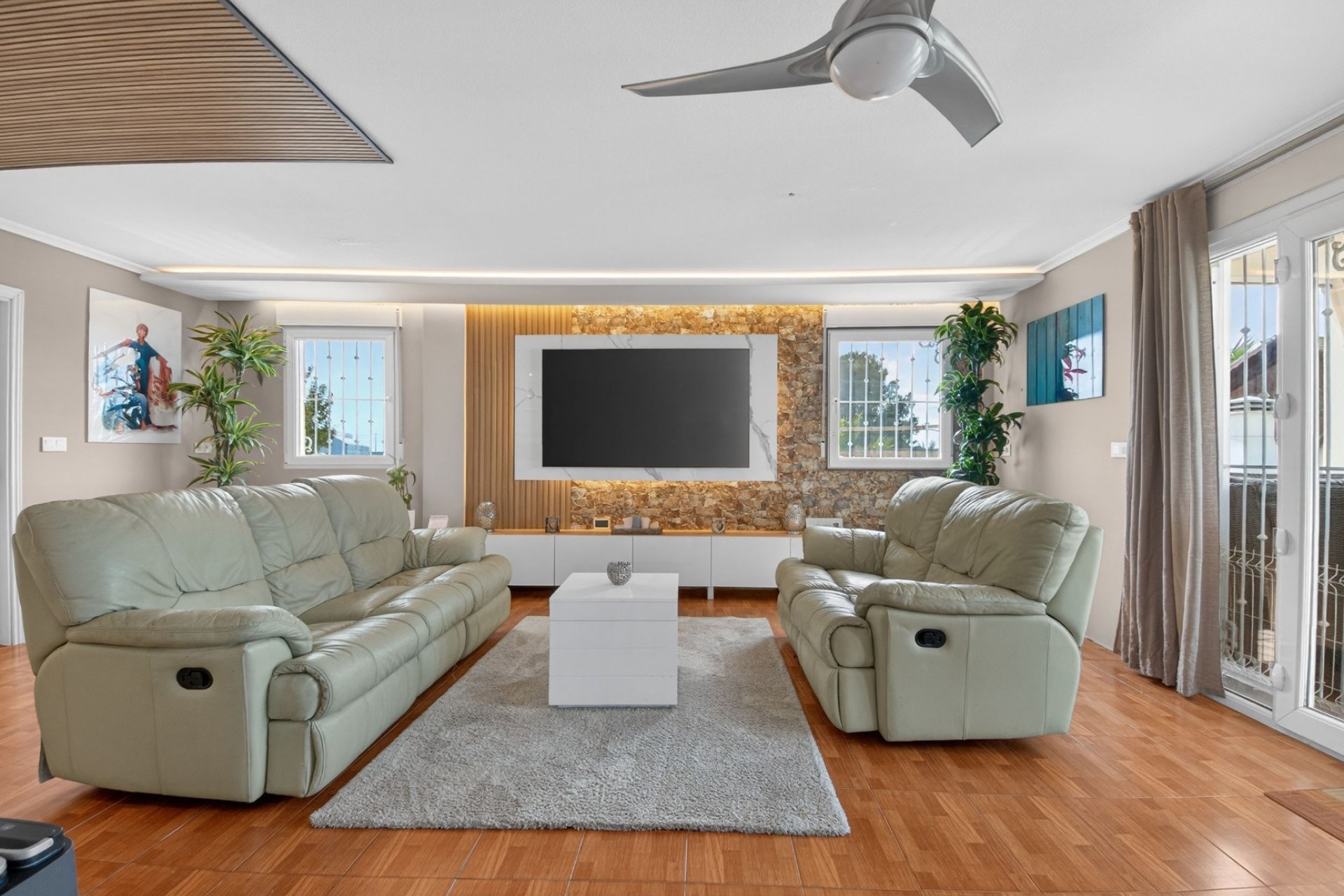 Herverkoop - Finca Landelijk pand -
Crevillente