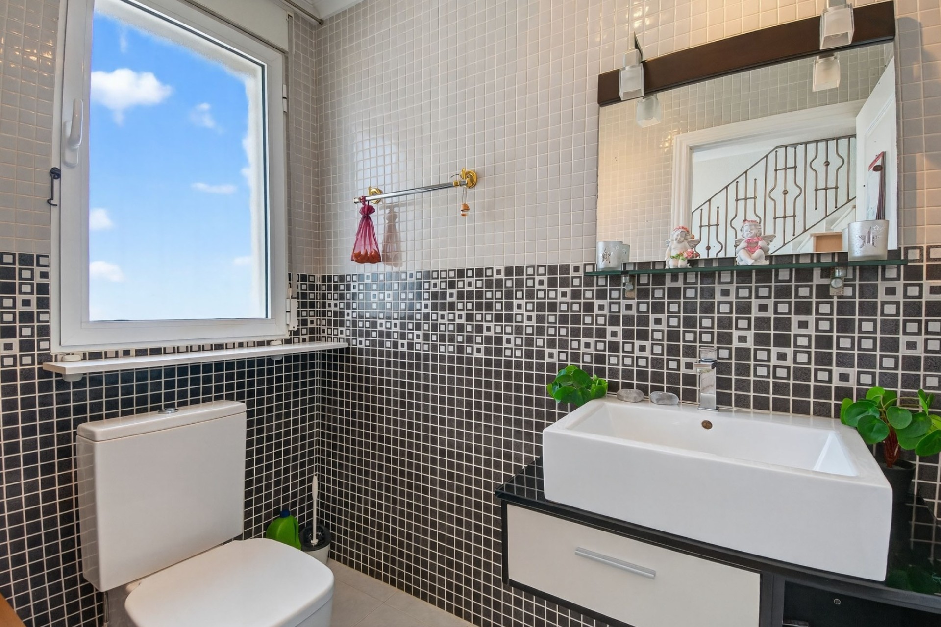 Herverkoop - Finca Landelijk pand -
Crevillente