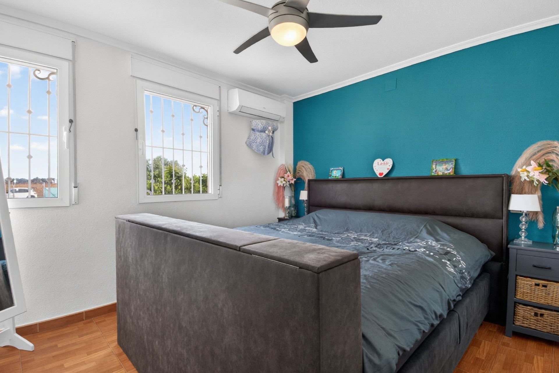 Herverkoop - Finca Landelijk pand -
Crevillente