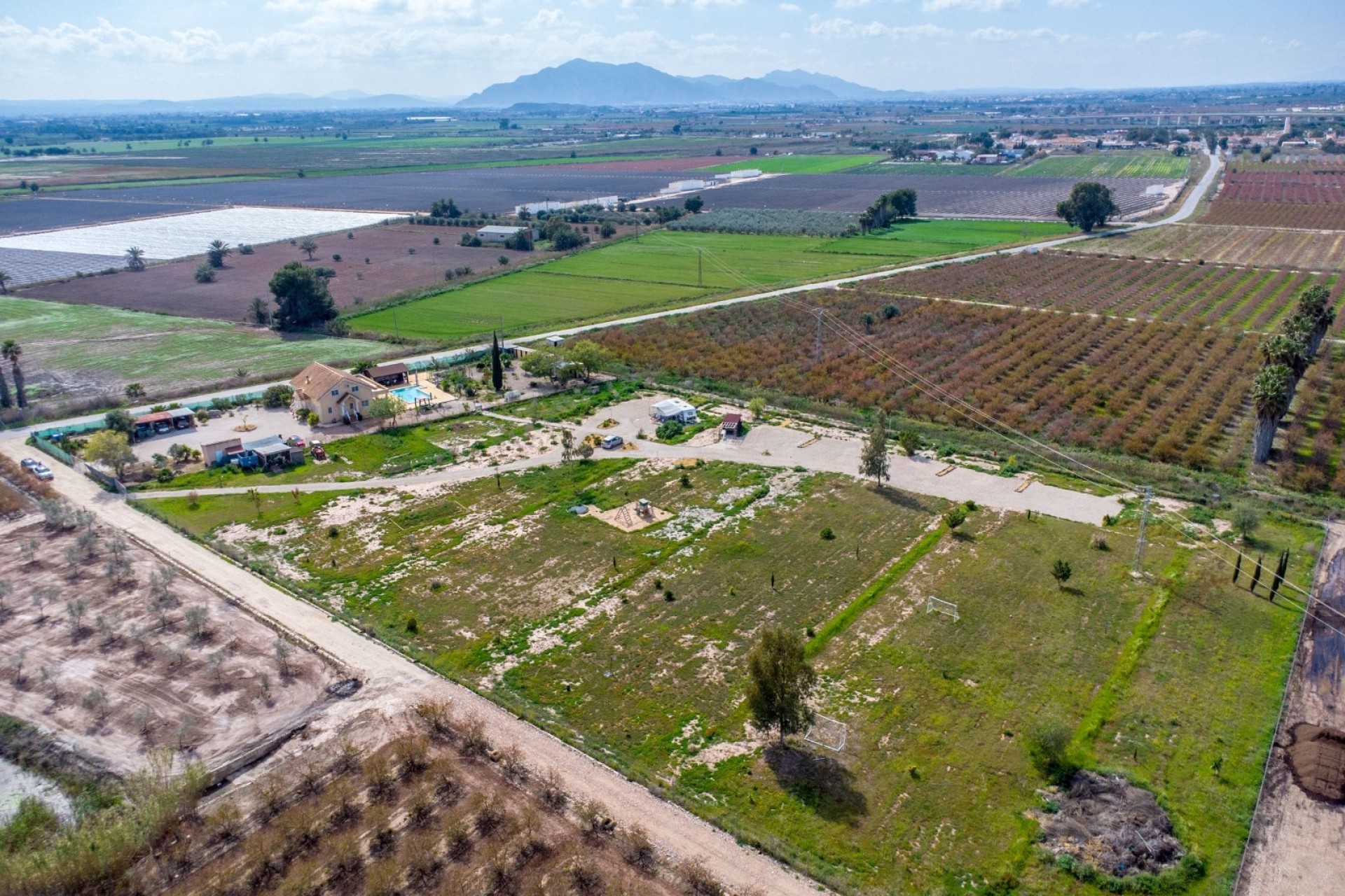 Herverkoop - Finca Landelijk pand -
Crevillente