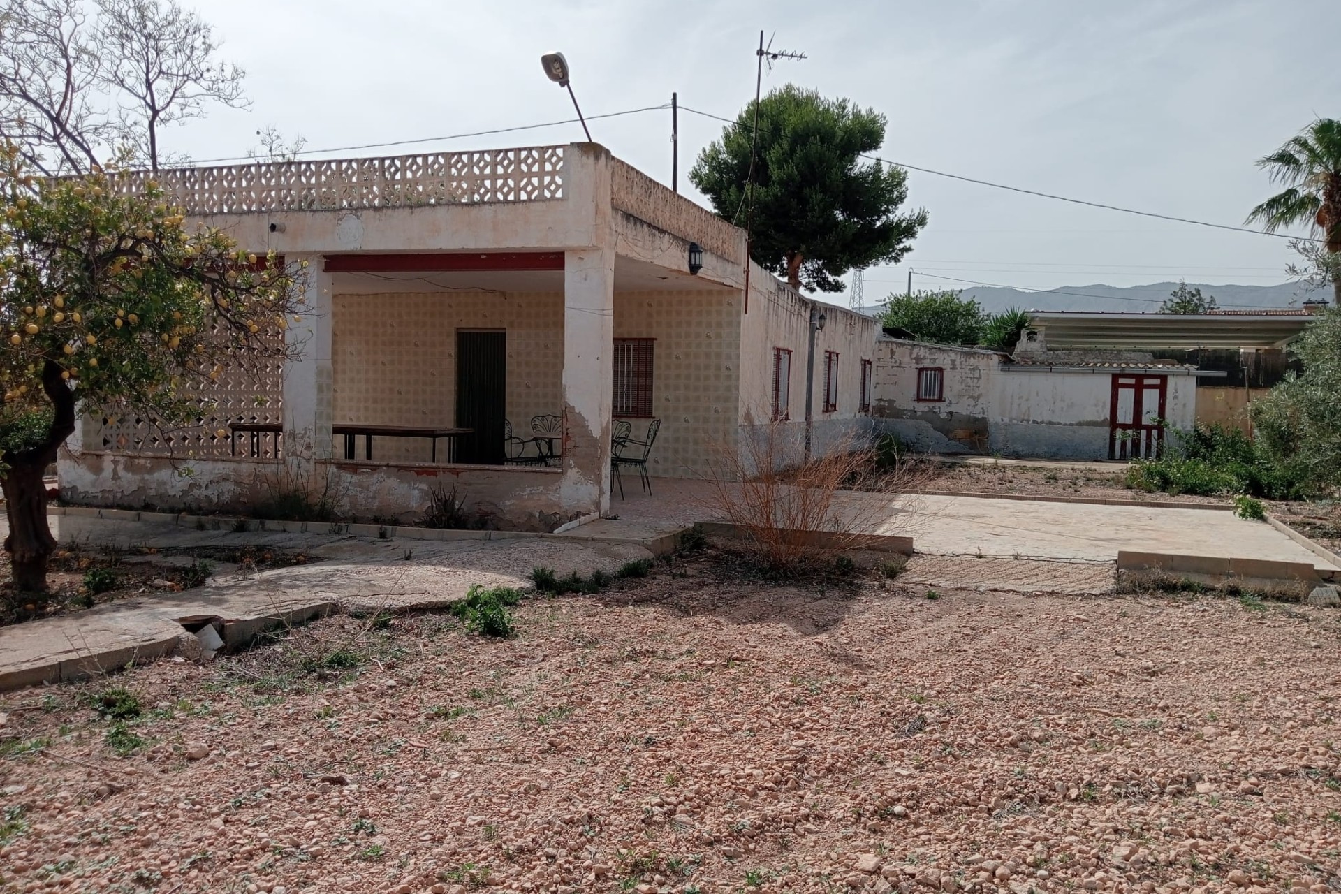 Herverkoop - Finca Landelijk pand -
Crevillente