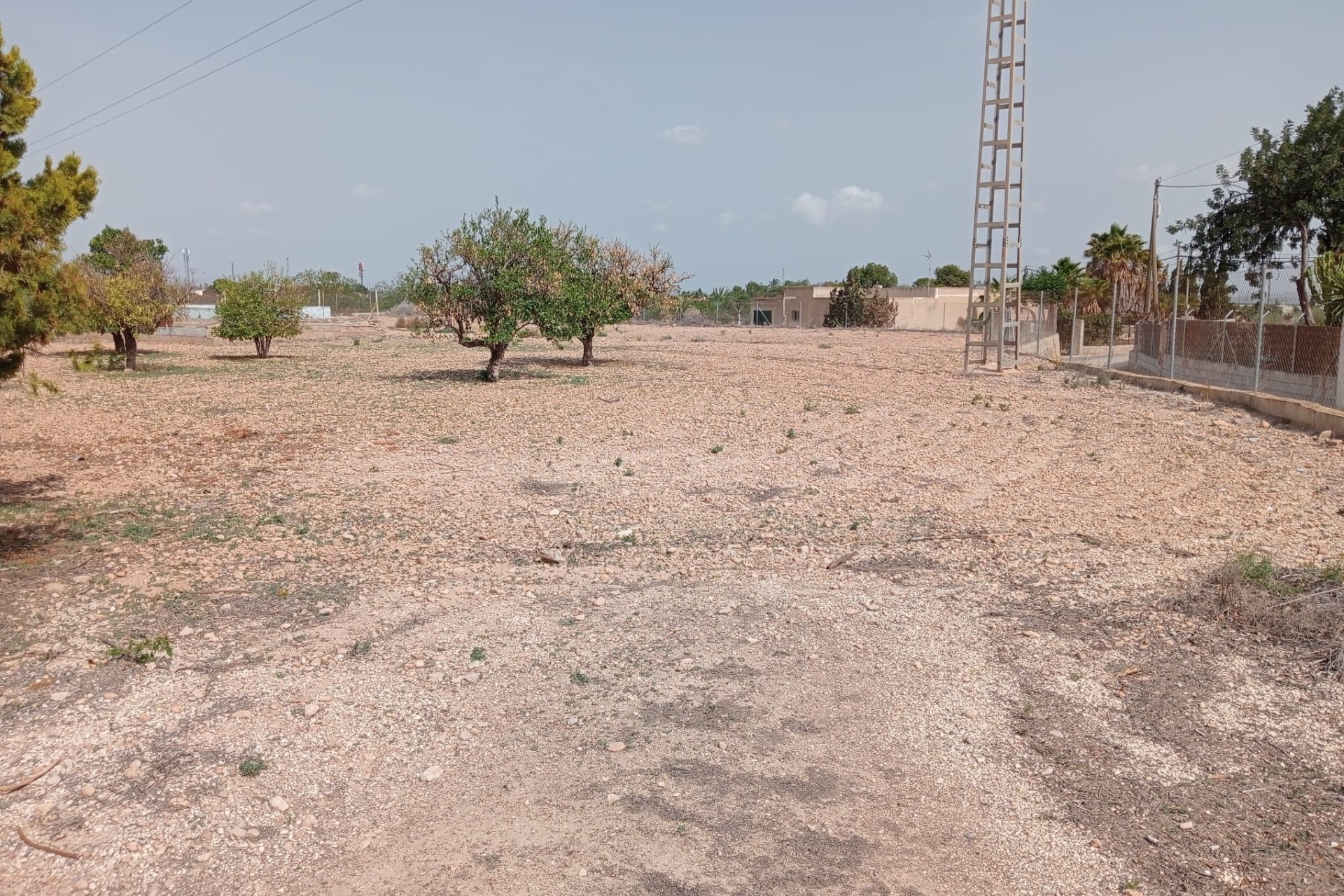 Herverkoop - Finca Landelijk pand -
Crevillente
