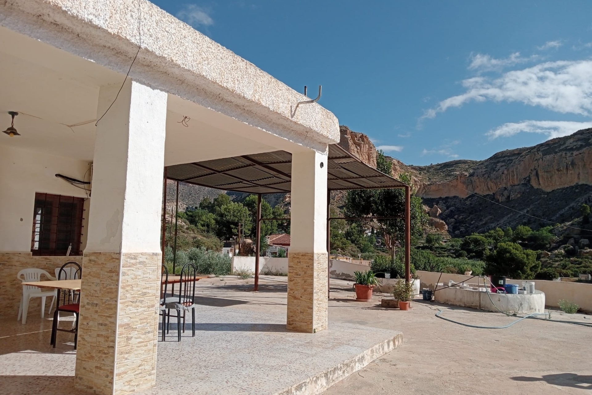 Herverkoop - Finca Landelijk pand -
Crevillente