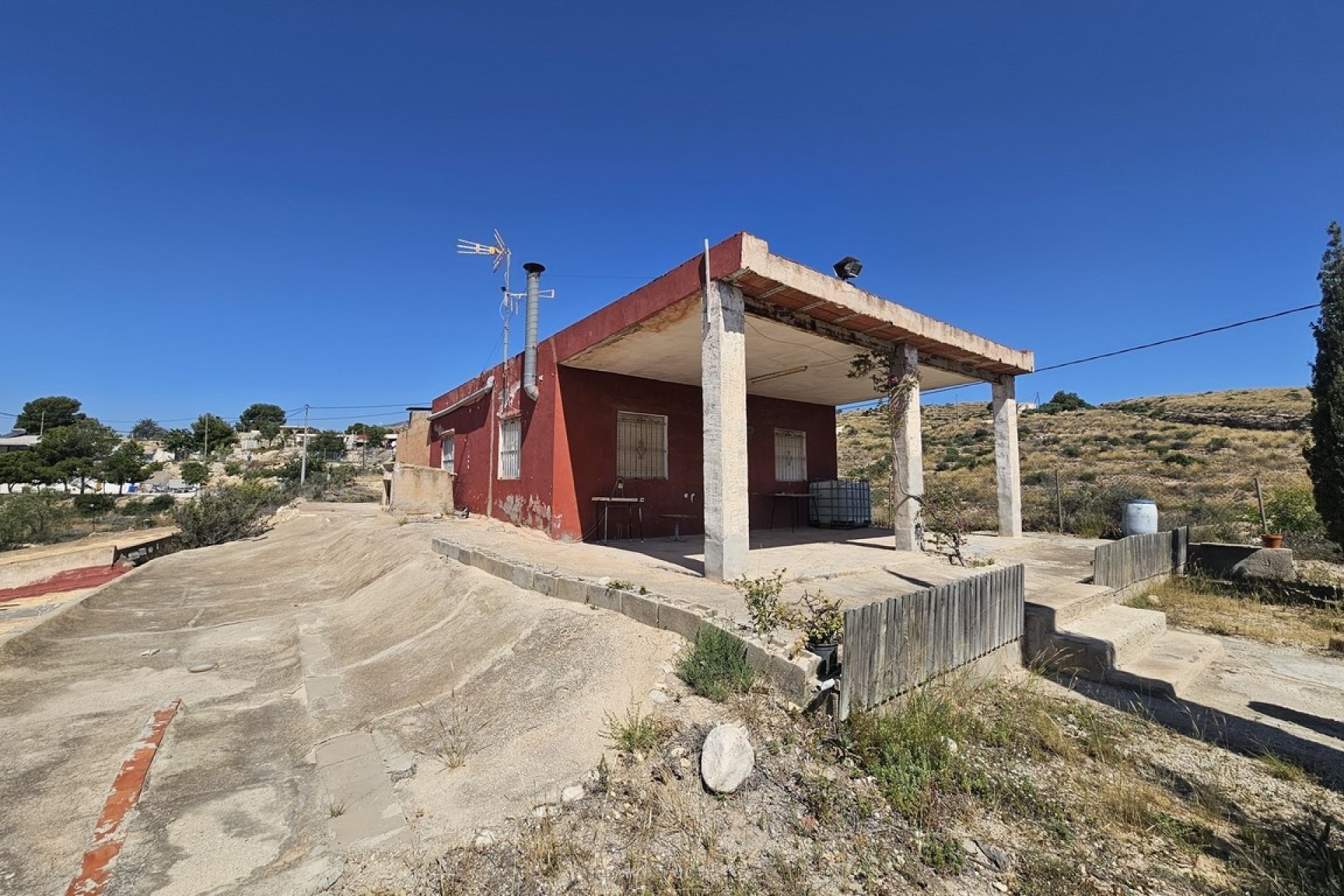 Herverkoop - Finca Landelijk pand -
Crevillente