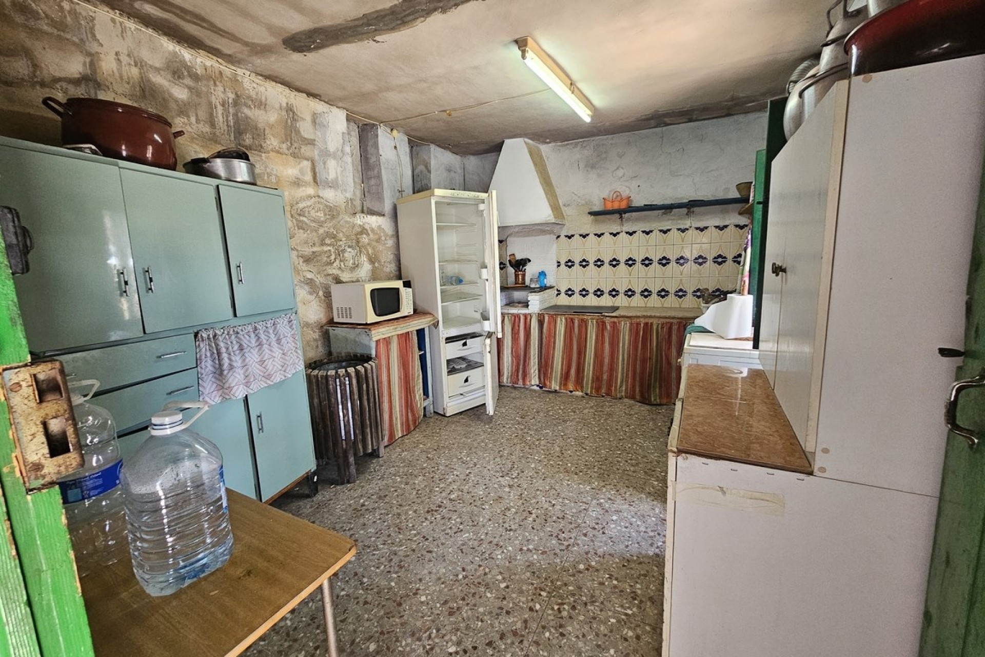 Herverkoop - Finca Landelijk pand -
Crevillente