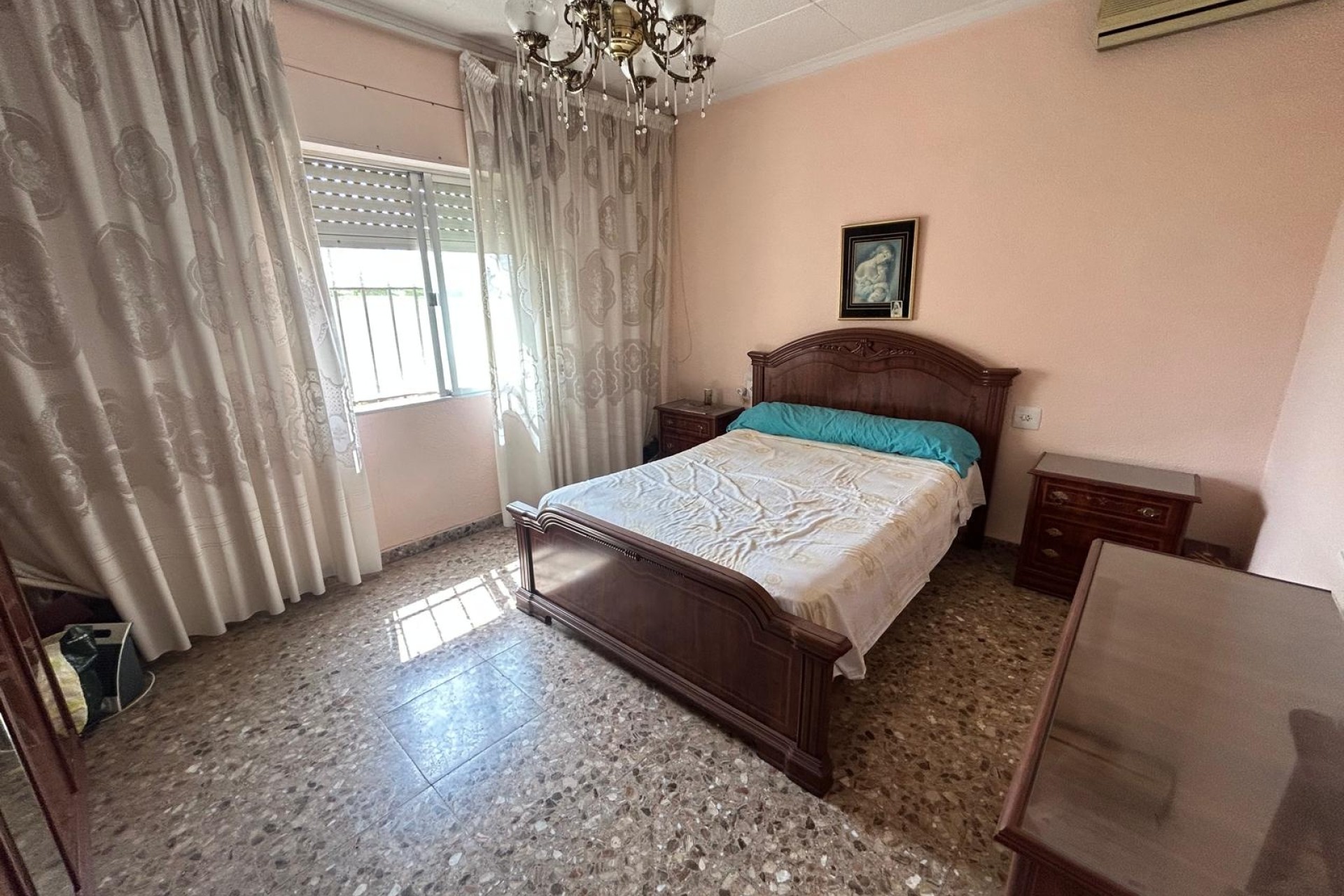 Herverkoop - Finca Landelijk pand -
Crevillente