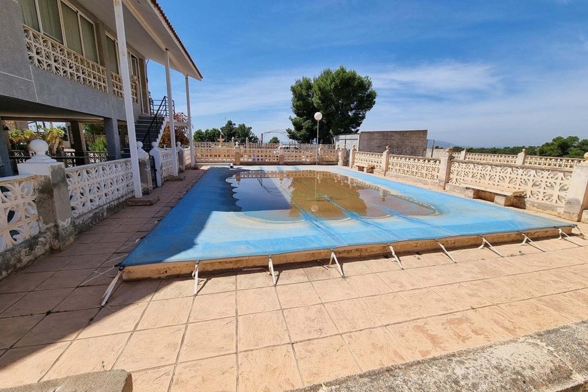 Herverkoop - Finca Landelijk pand -
Crevillente