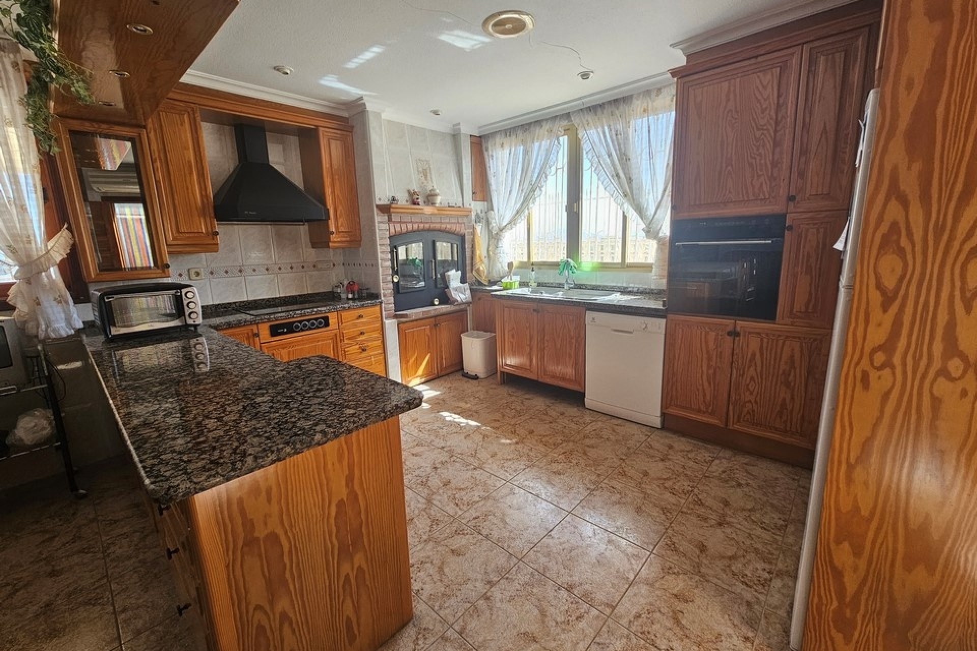 Herverkoop - Finca Landelijk pand -
Crevillente