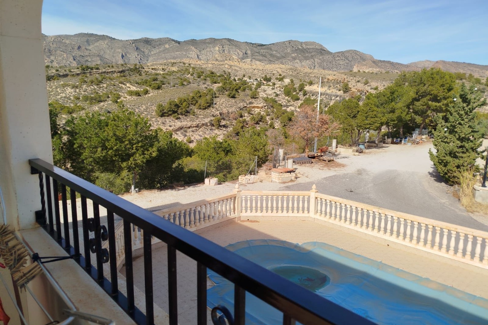 Herverkoop - Finca Landelijk pand -
Crevillente