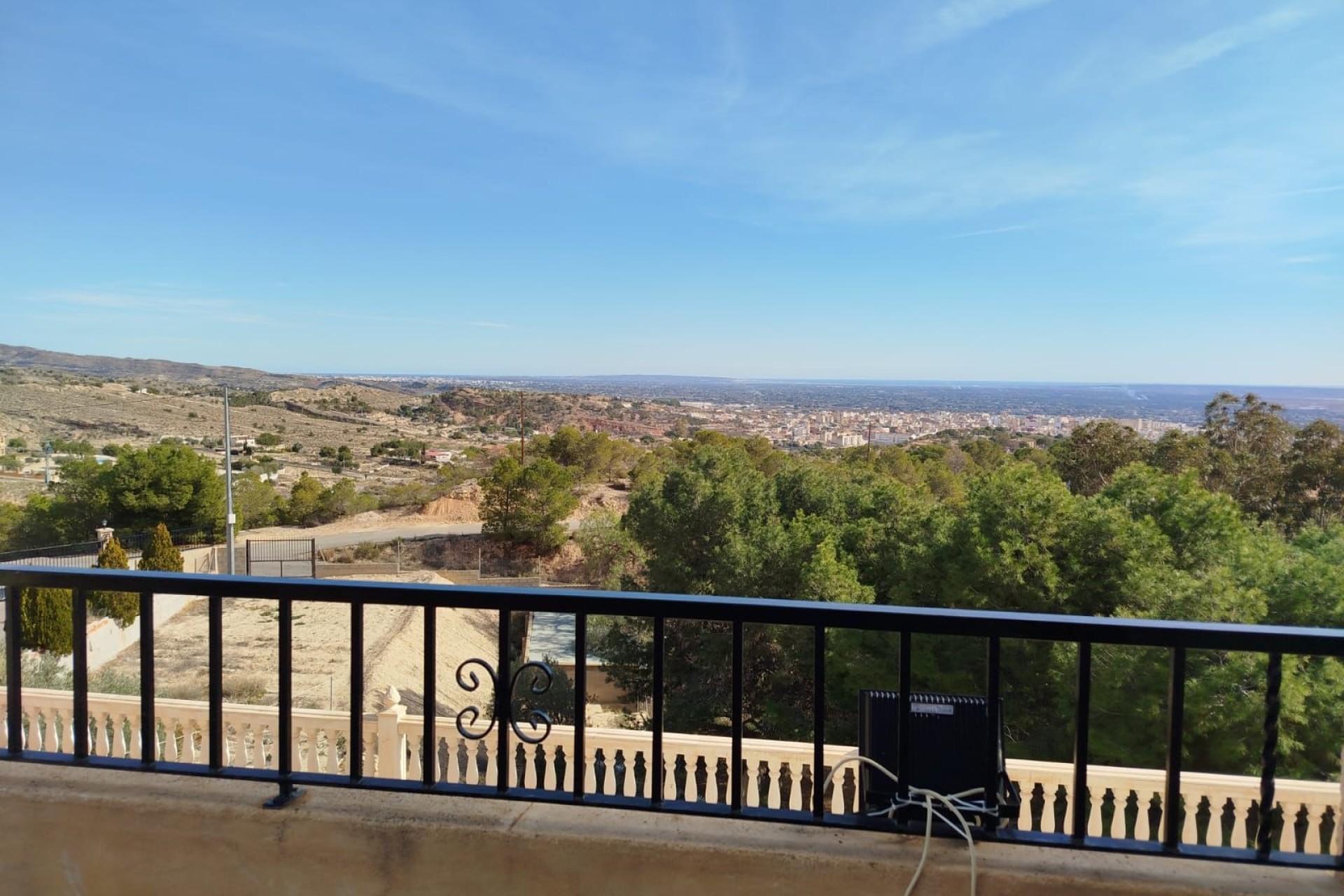 Herverkoop - Finca Landelijk pand -
Crevillente