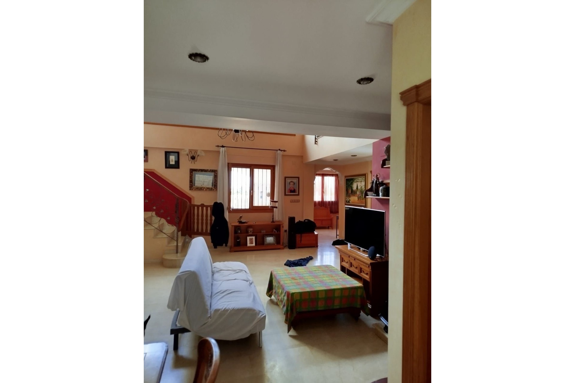 Herverkoop - Finca Landelijk pand -
Crevillente