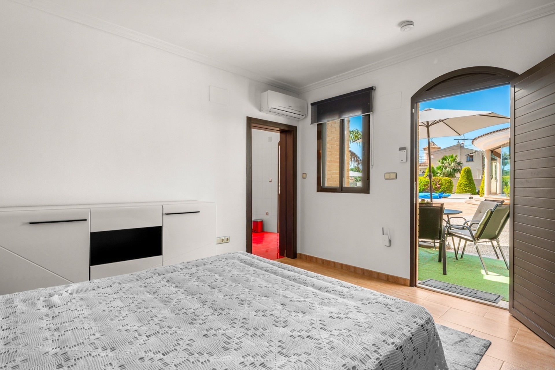 Herverkoop - Finca Landelijk pand -
Crevillente