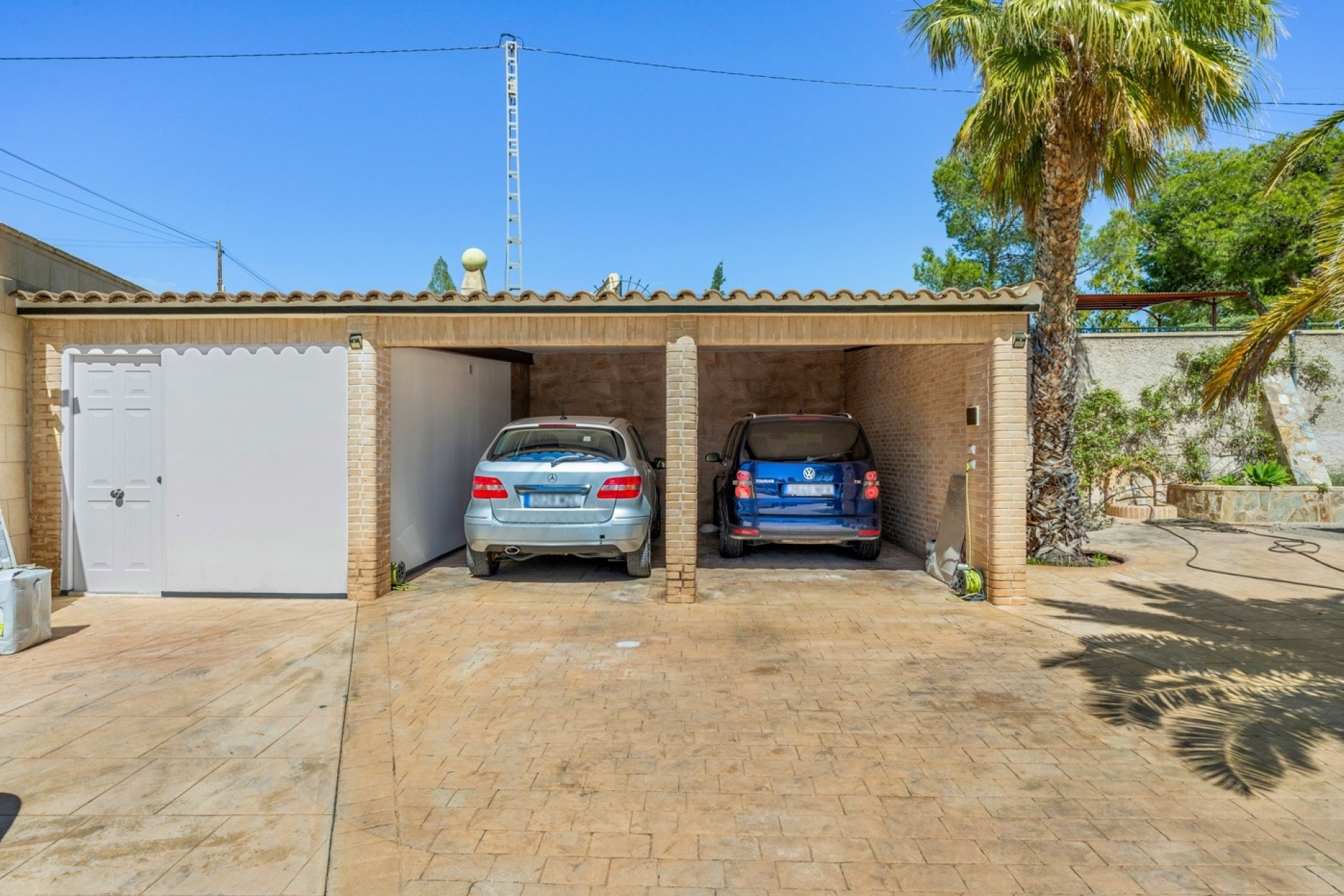 Herverkoop - Finca Landelijk pand -
Crevillente