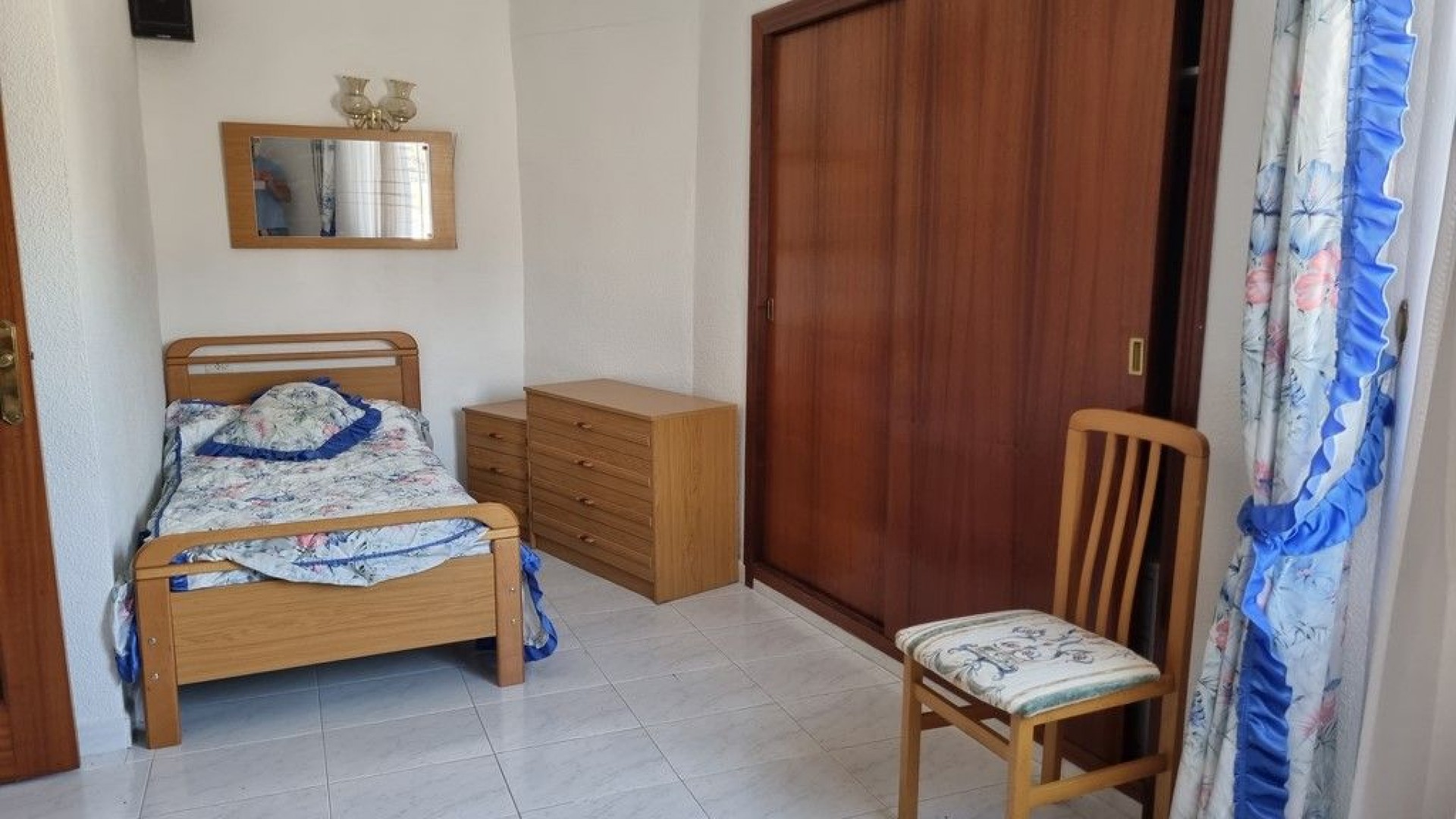 Herverkoop - Finca Landelijk pand -
Crevillente